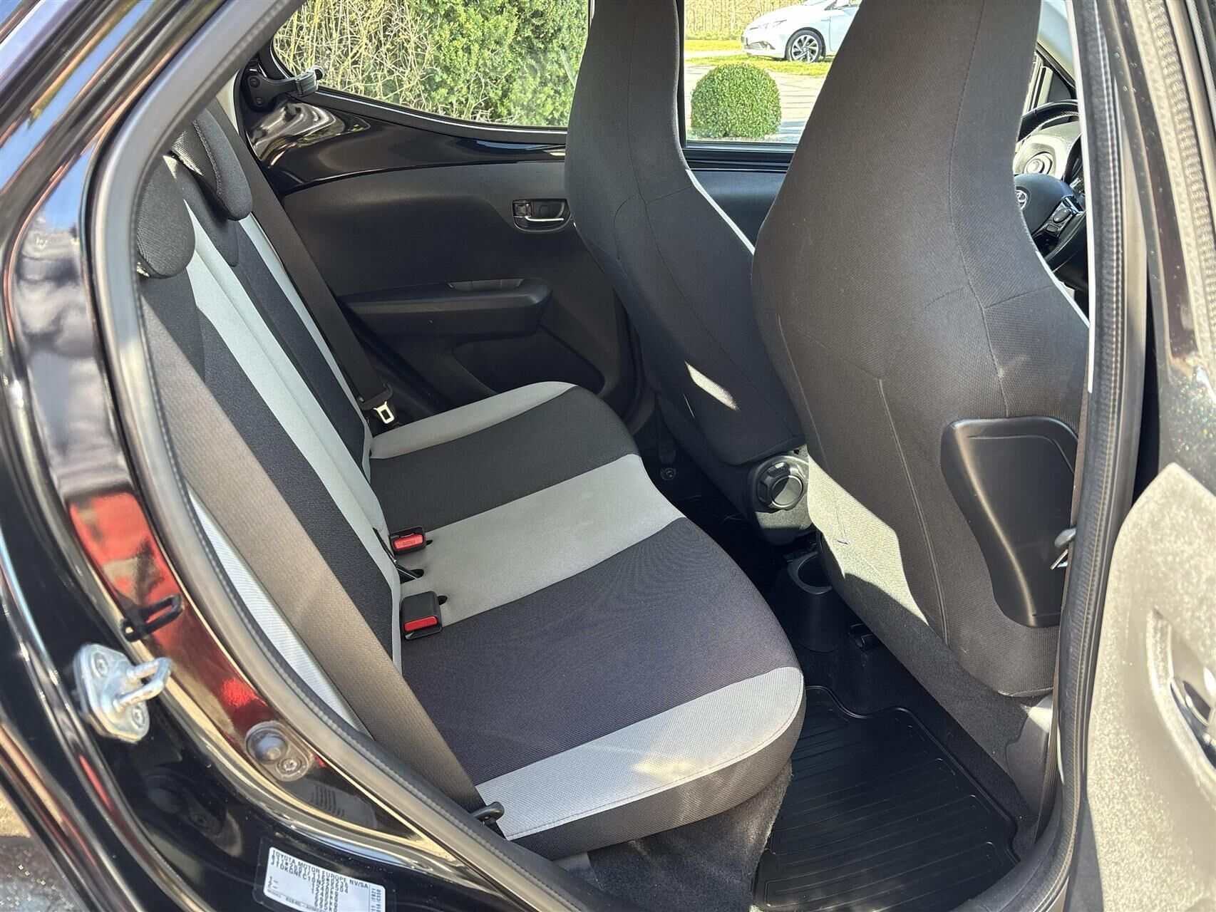 Billede af Toyota Aygo 1,0 VVT-I X-Play + Touch 69HK 5d