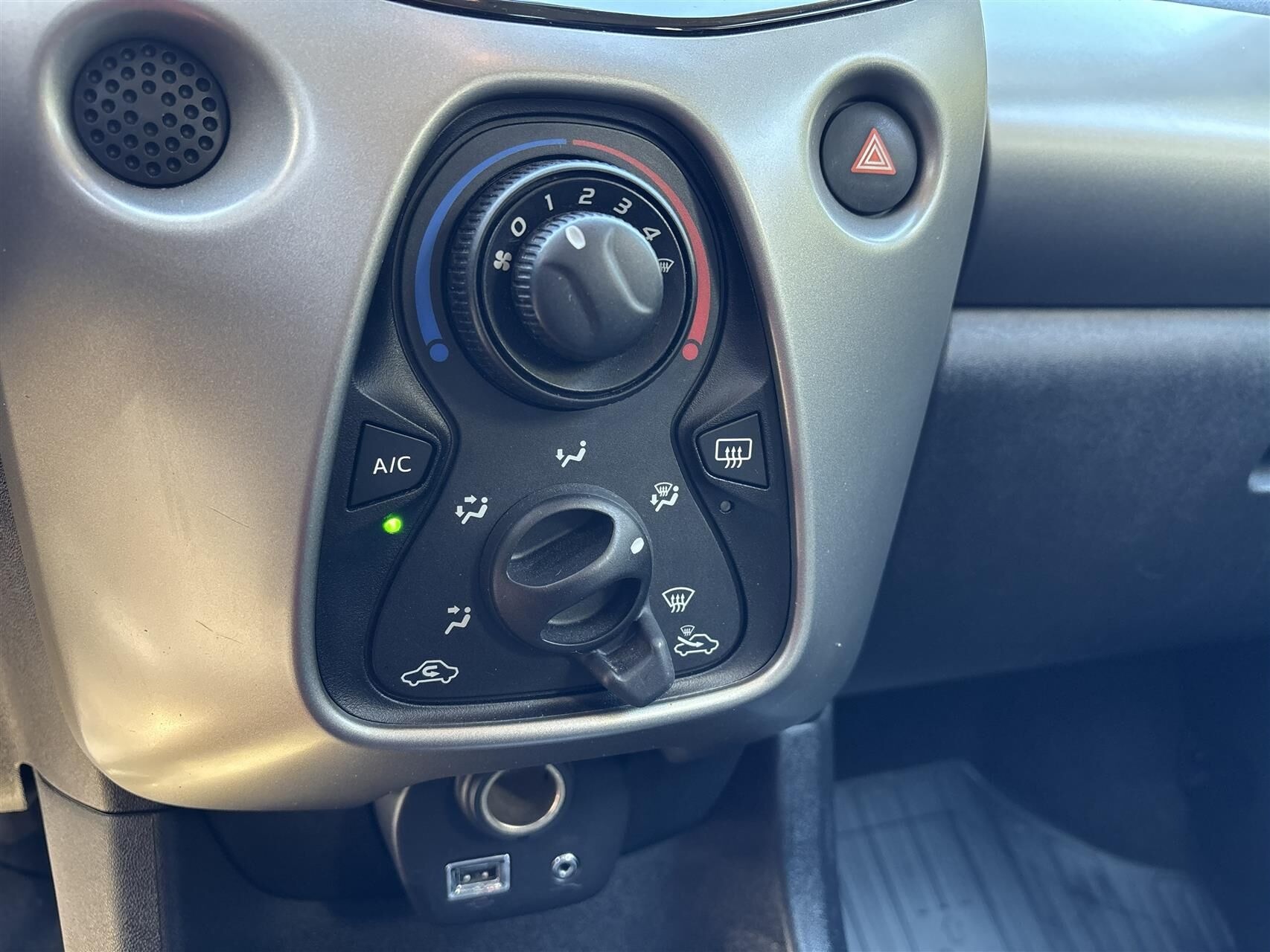 Billede af Toyota Aygo 1,0 VVT-I X-Play + Touch 69HK 5d