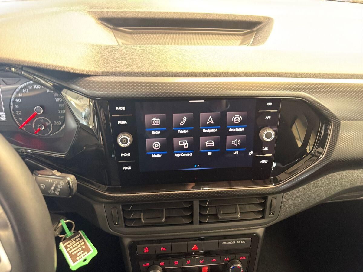 Billede af VW T-Cross 1,0 TSI Life Team DSG 110HK 5d 7g Aut.