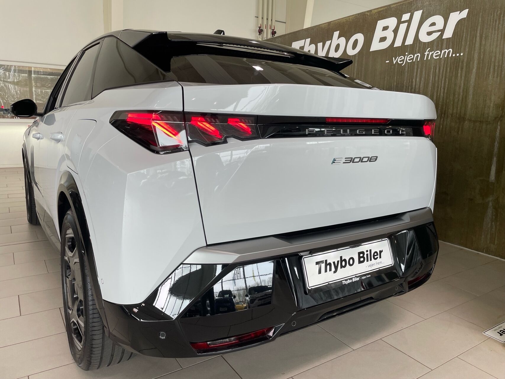 Billede af Peugeot e-3008 EL GT Pack 210HK 5d Aut.