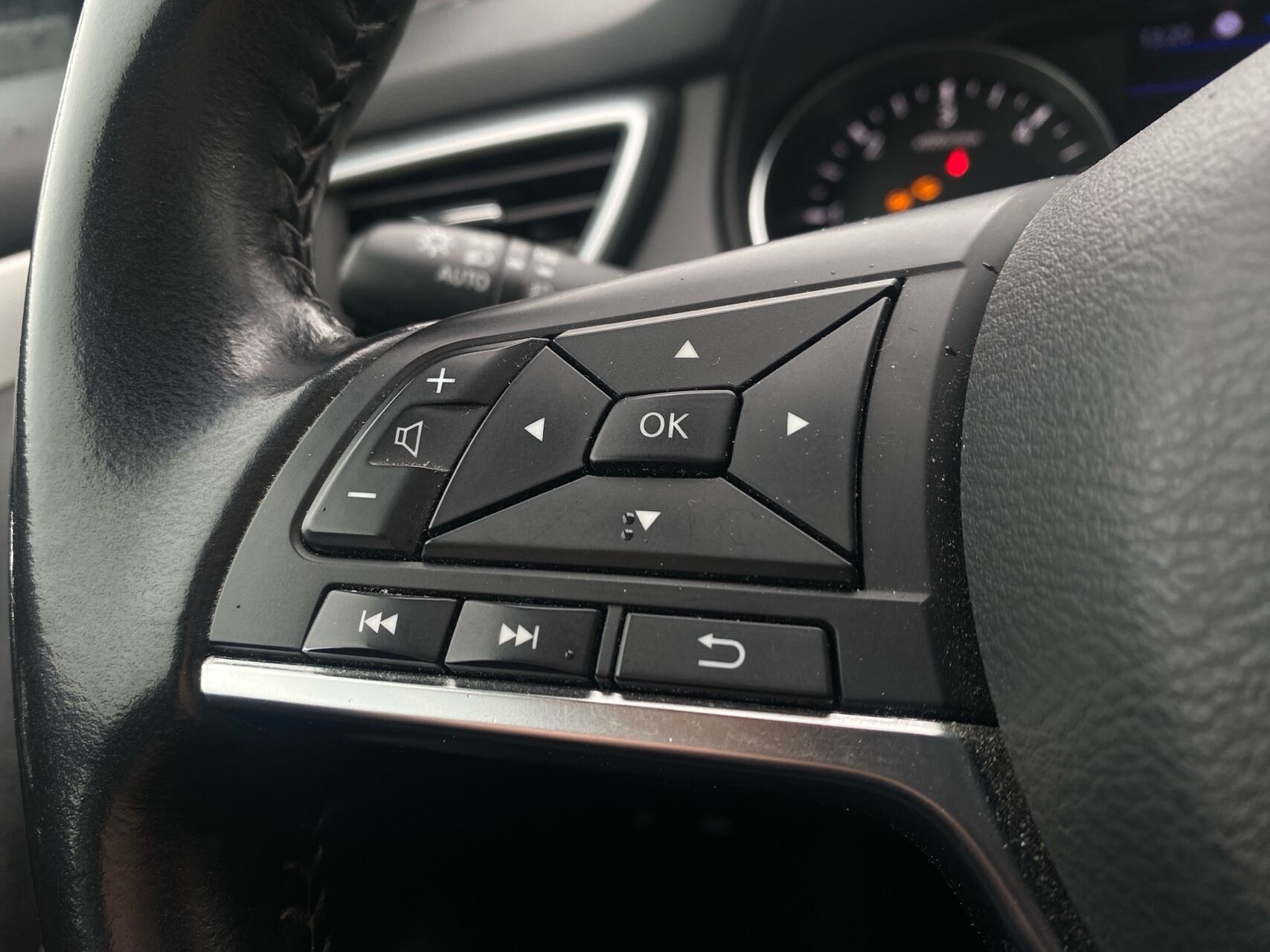 Billede af Nissan Qashqai 1,5 DCi Tekna DCT 115HK 5d 7g Aut.