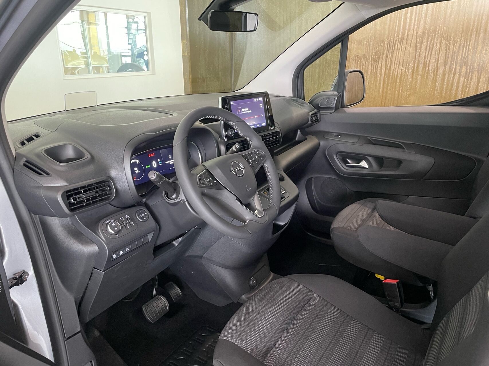 Billede af Opel Combo-e Life L1 EL Ultimate 136HK Aut.