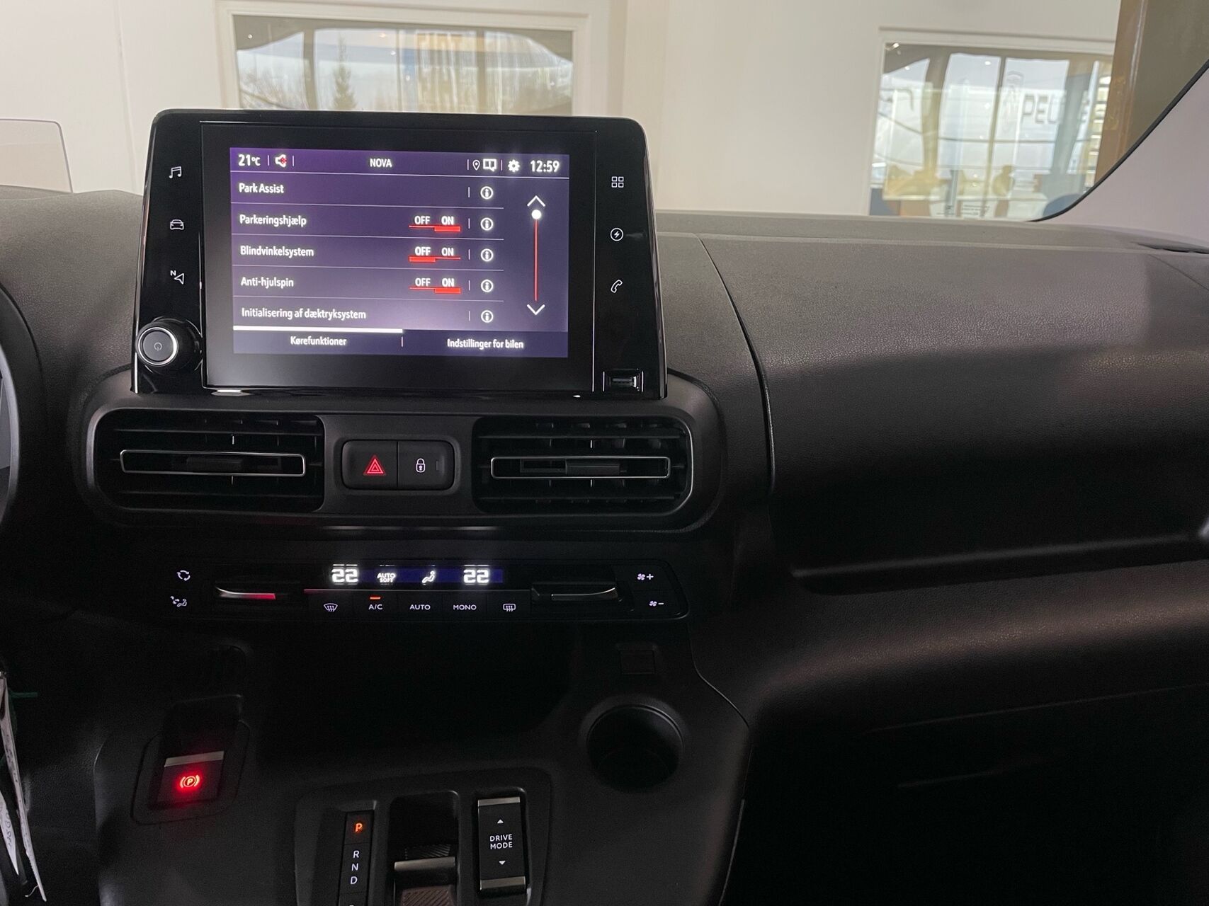 Billede af Opel Combo-e Life L1 EL Ultimate 136HK Aut.