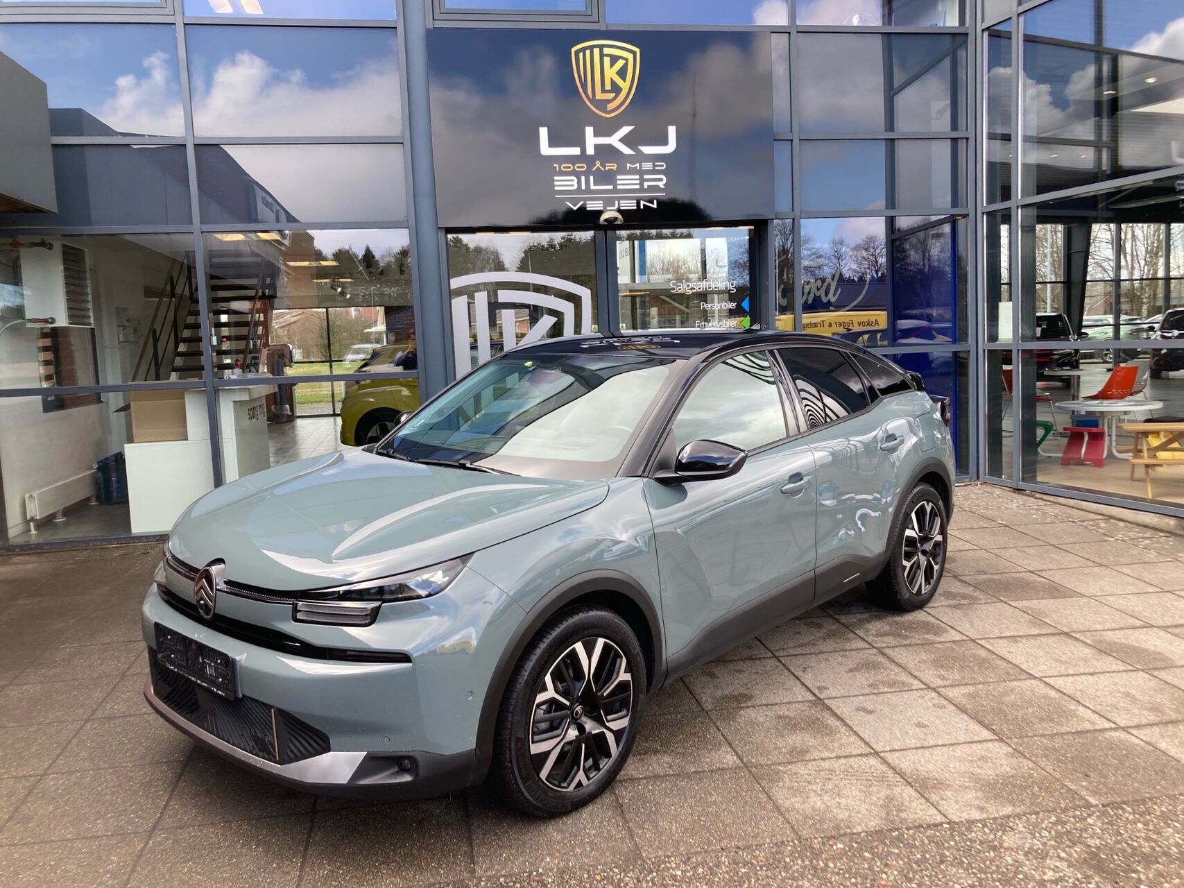 Billede af Citroën e-C4 EL Max 156HK 5d Aut.