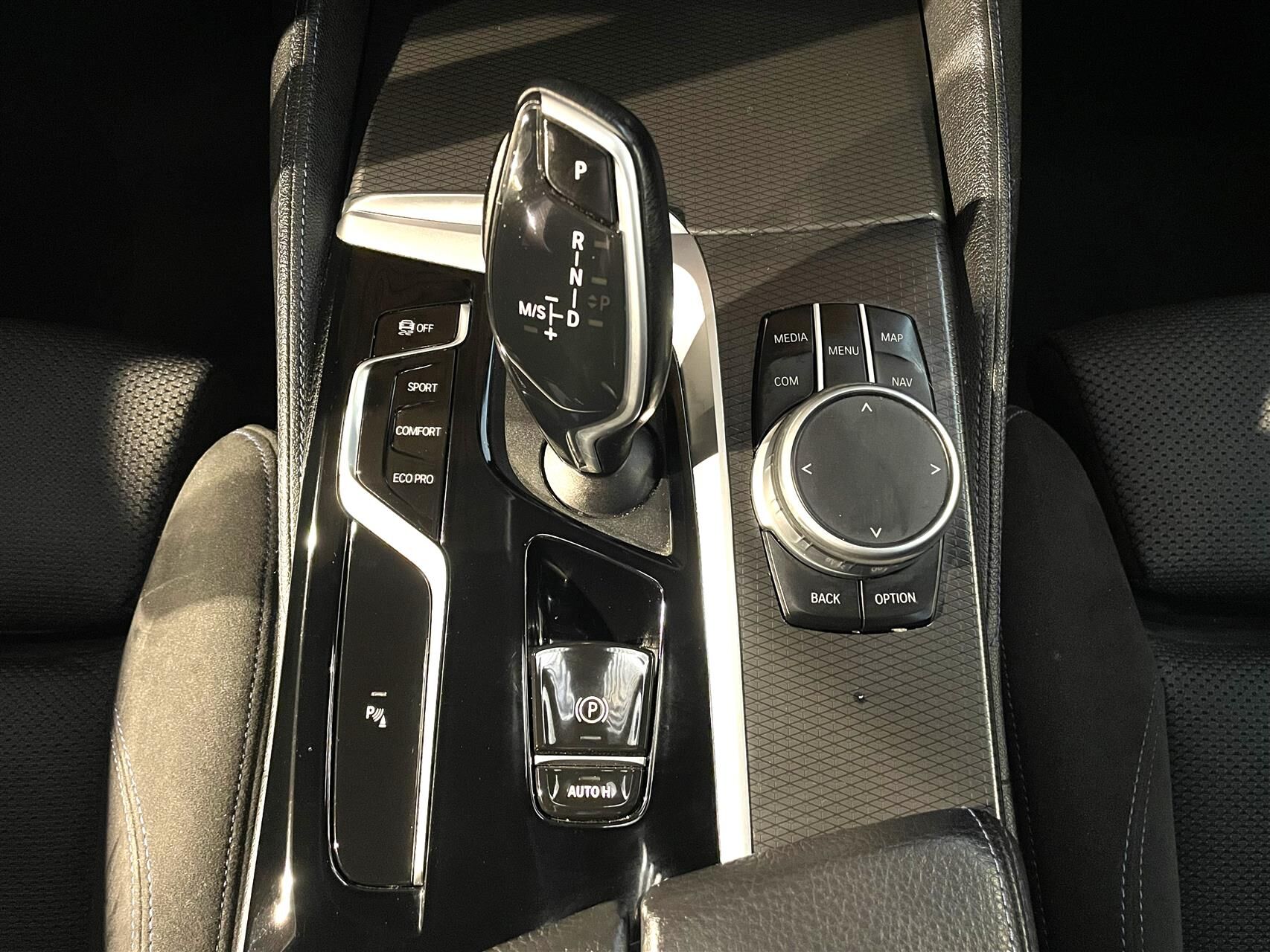 Billede af BMW 520d Touring 2,0 D M-Sport Steptronic 190HK Stc 8g Aut.