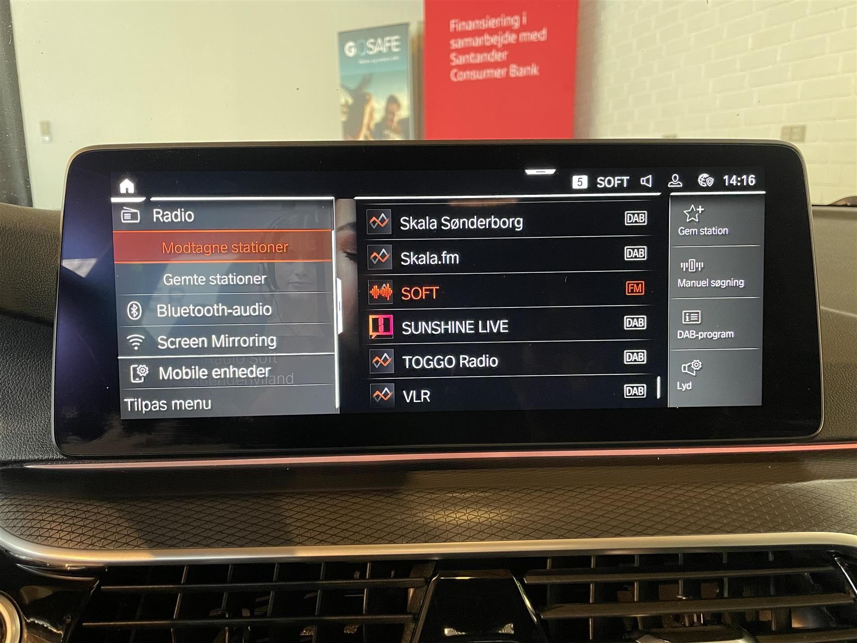 Billede af BMW 520d Touring 2,0 D M-Sport Steptronic 190HK Stc 8g Aut.