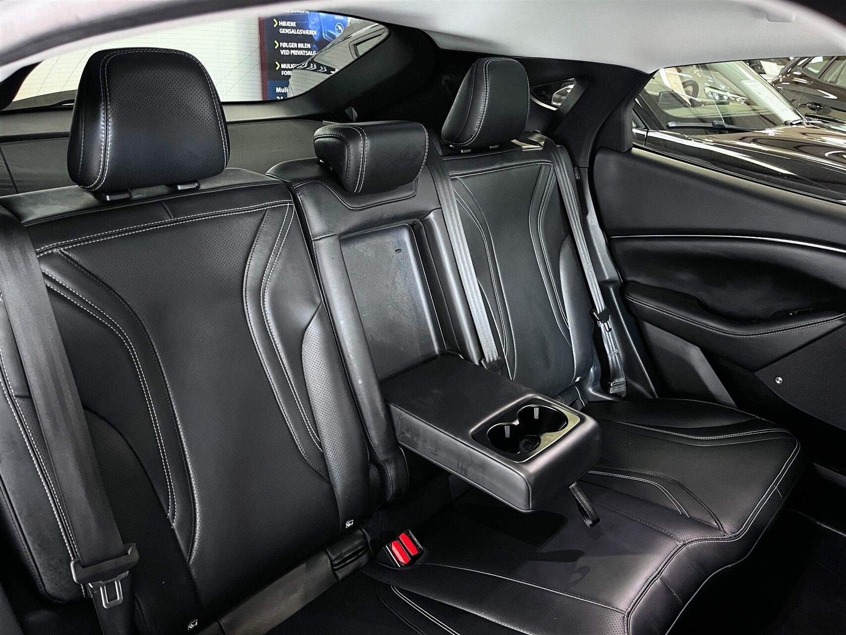 Billede af Ford Mustang Mach-E EL UR Premium 294HK 5d Aut.