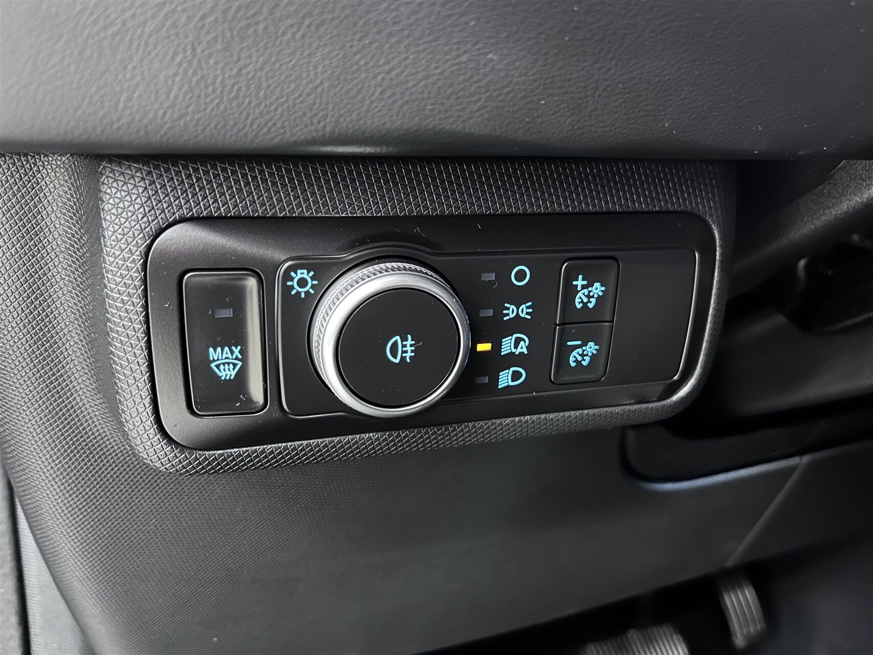 Billede af Ford Mustang Mach-E EL UR Premium 294HK 5d Aut.