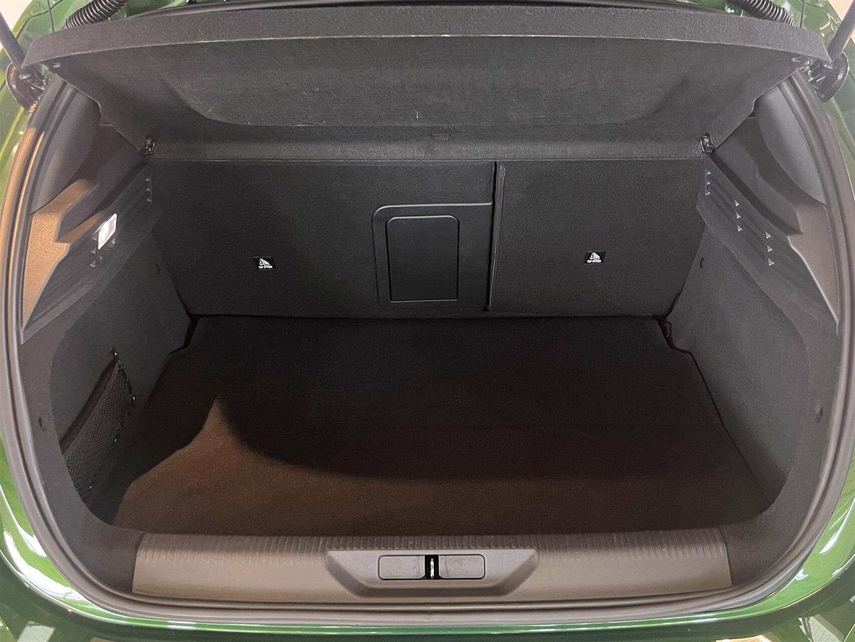 Billede af Peugeot 308 1,6 Plugin-hybrid First Selection EAT8 180HK 5d 8g Aut.