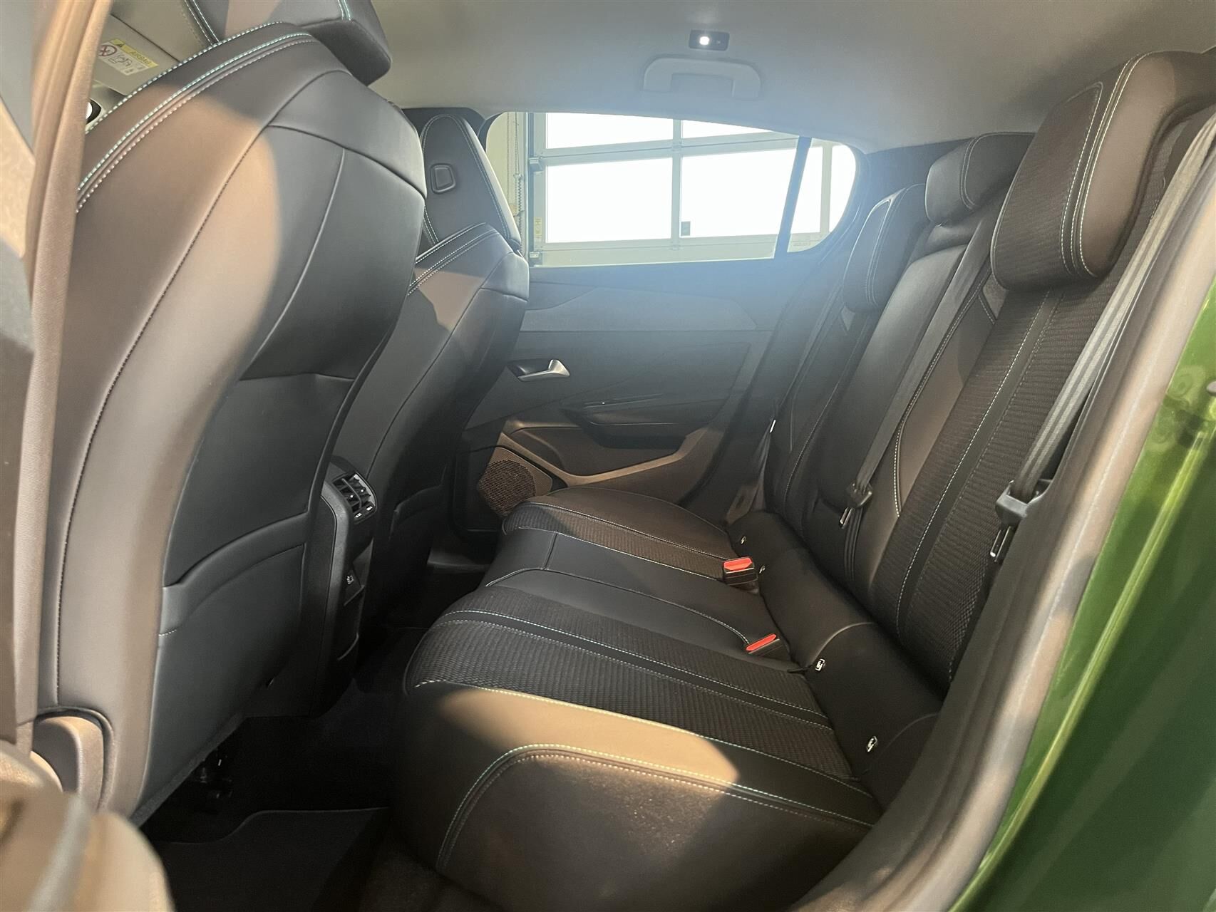 Billede af Peugeot 308 1,6 Plugin-hybrid First Selection EAT8 180HK 5d 8g Aut.