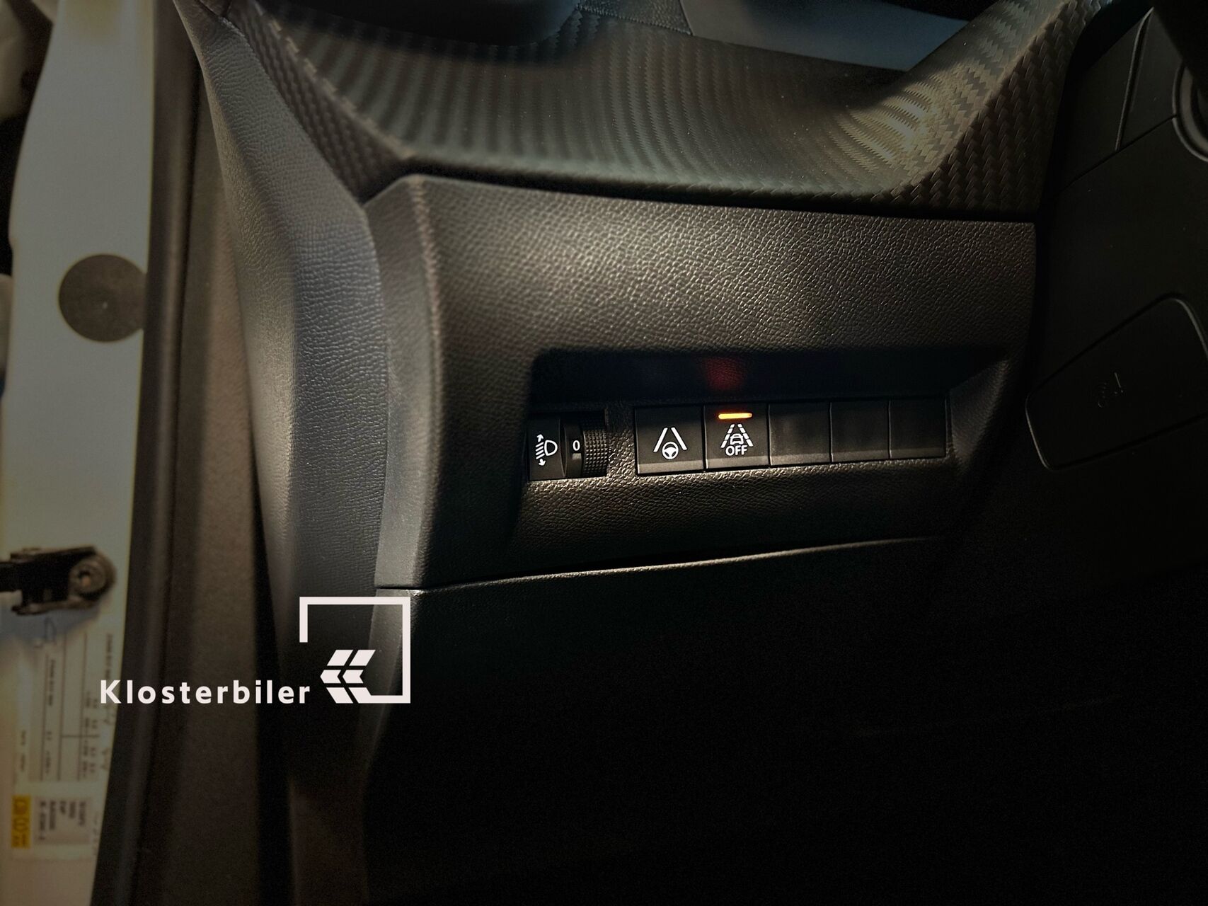 Billede af Peugeot 2008 1,2 PureTech Sportium EAT8 130HK 5d 8g Aut.