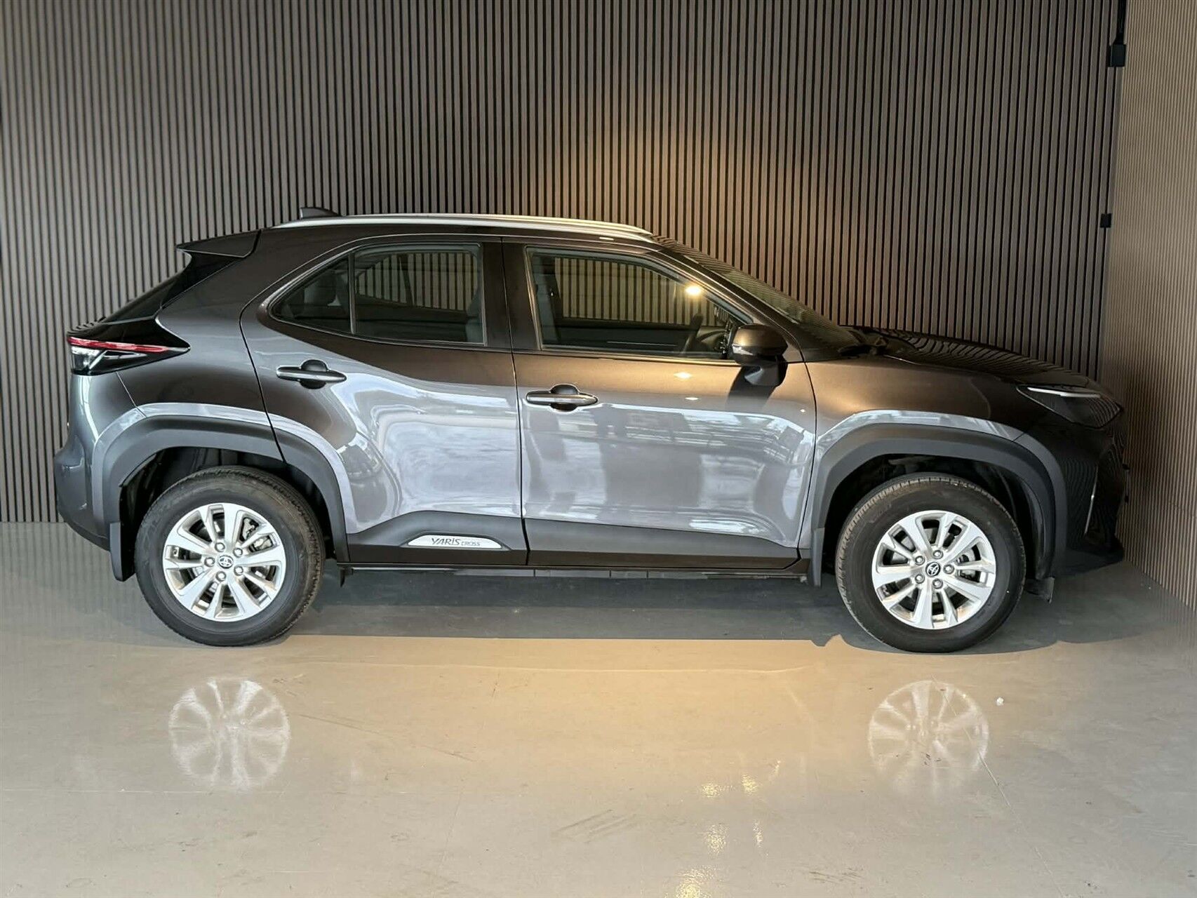 Billede af Toyota Yaris Cross 1,5 Hybrid Essential Comfort 116HK 5d Trinl. Gear