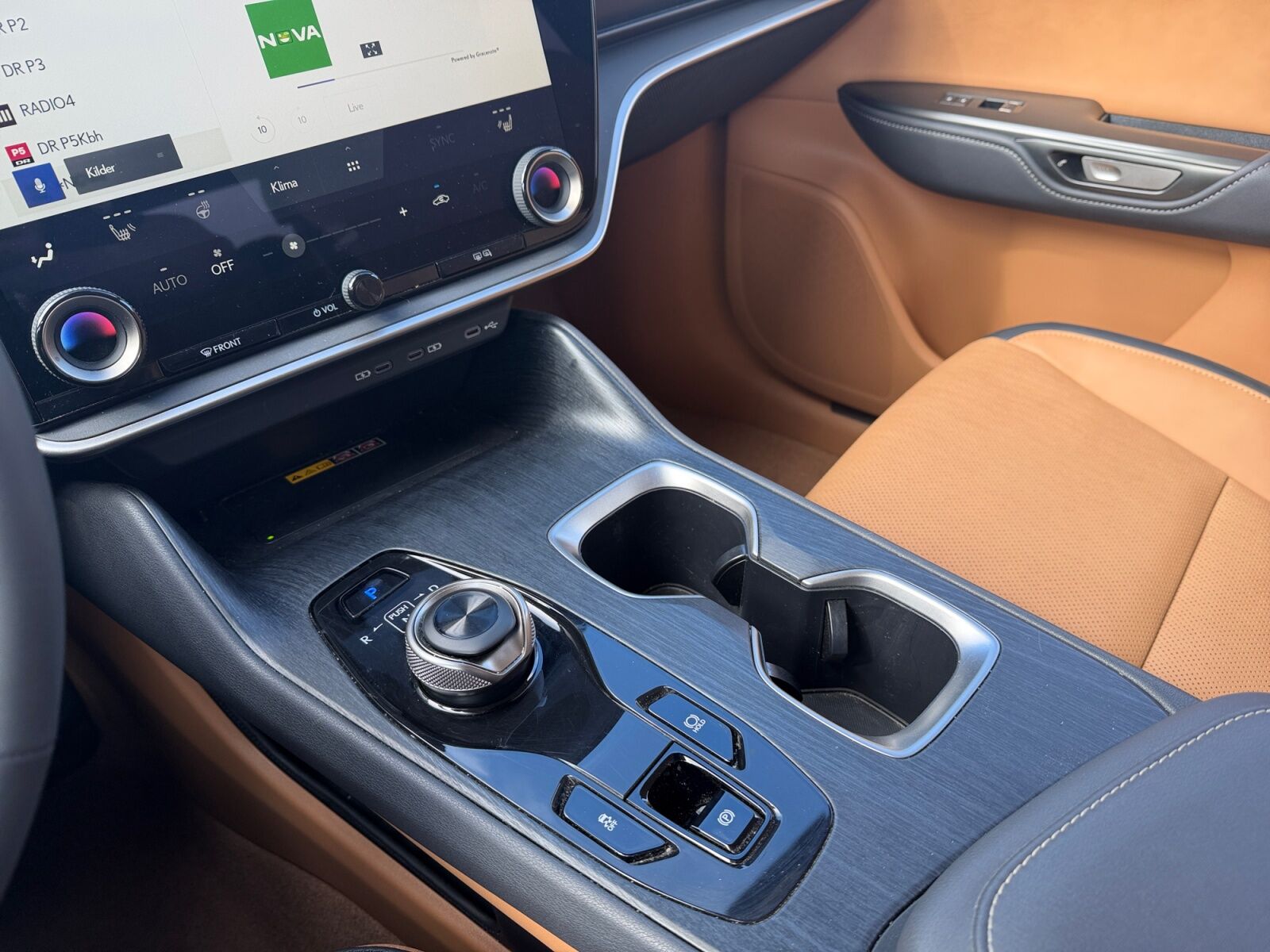 Billede af Lexus RZ 300e EL Executive 204HK 4d Aut.