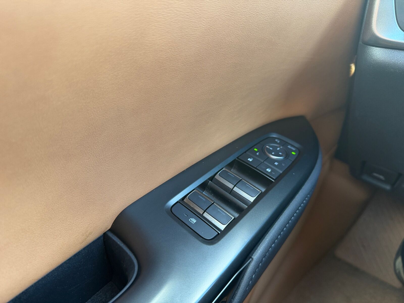 Billede af Lexus RZ 300e EL Executive 204HK 4d Aut.