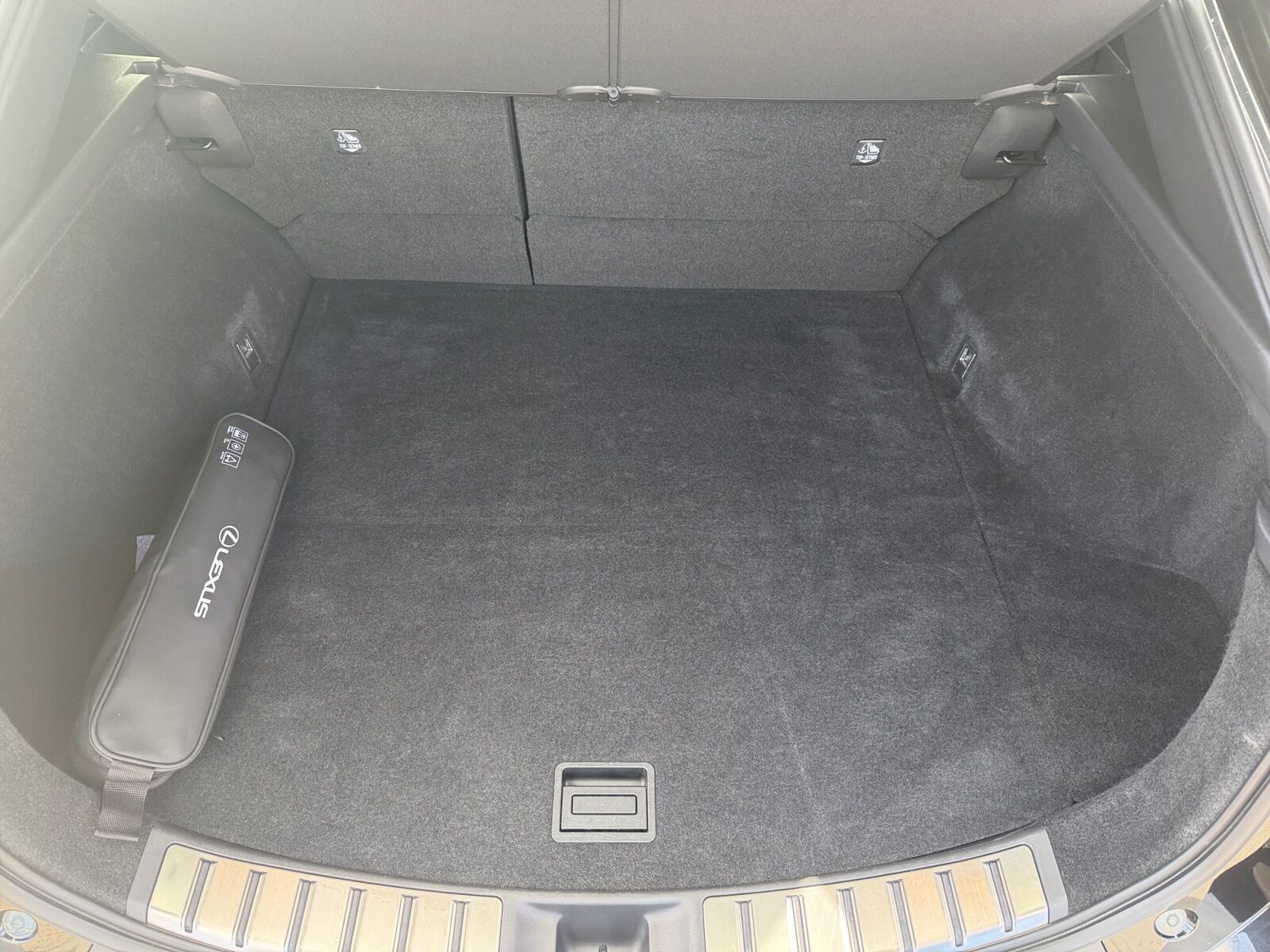 Billede af Lexus RZ 450e EL Comfort Direct4 313HK 4d Aut.