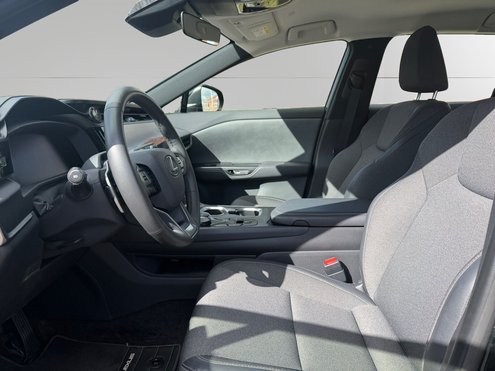 Billede af Lexus RZ 450e EL Comfort Direct4 313HK 4d Aut.