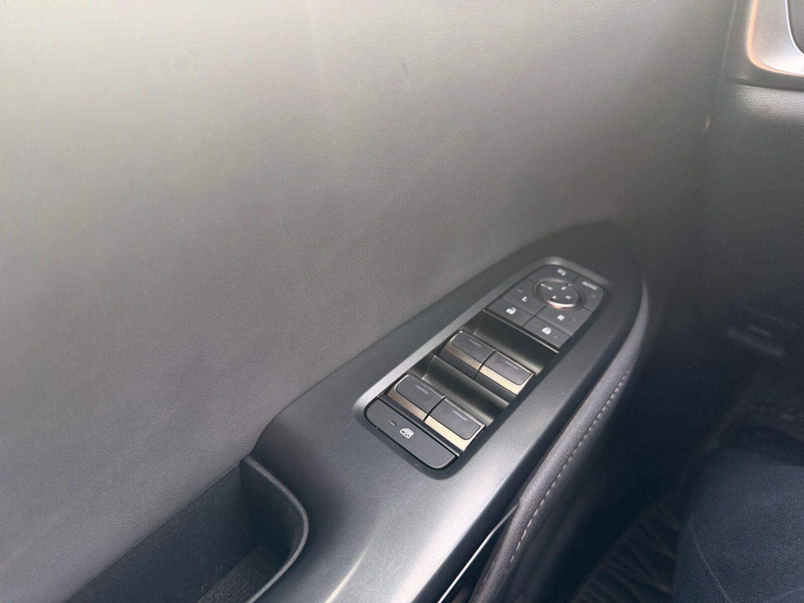 Billede af Lexus RZ 450e EL Comfort Direct4 313HK 4d Aut.