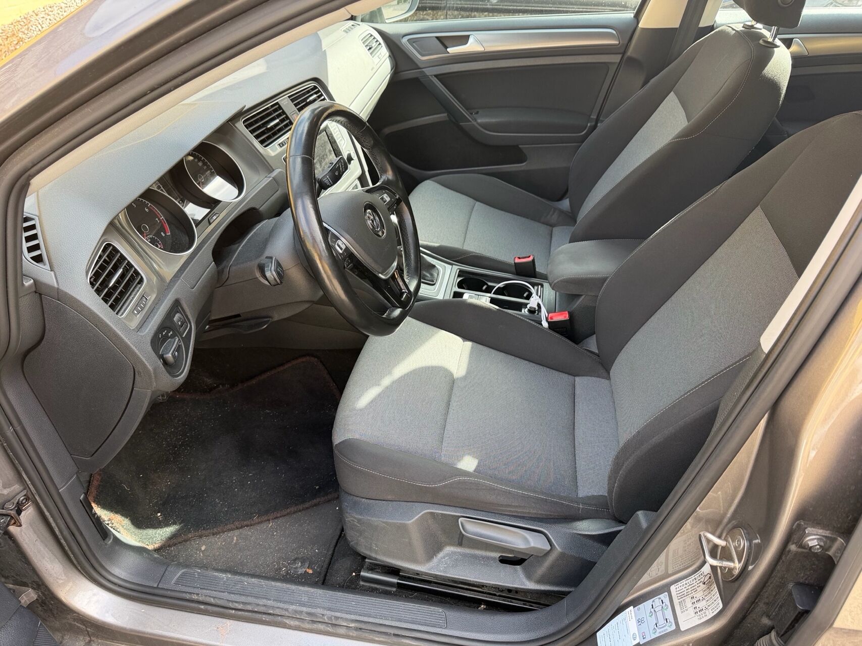 Billede af Kia Ceed SW 1,6 GDI PHEV  Plugin-hybrid Upgrade DCT 141HK Stc 6g Aut.