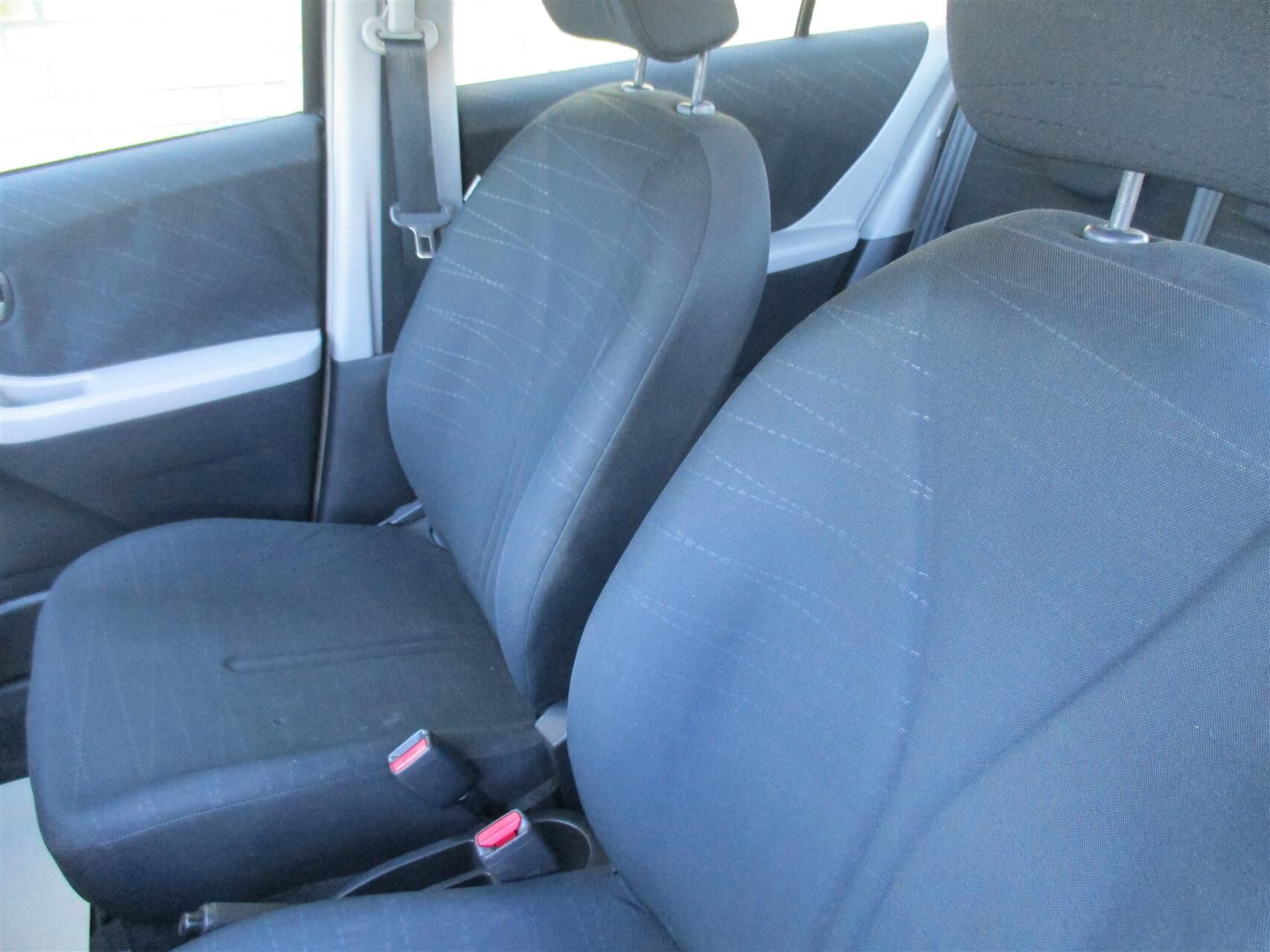 Billede af Toyota Yaris 1,3 VVT-I Linea Luna 87HK 5d