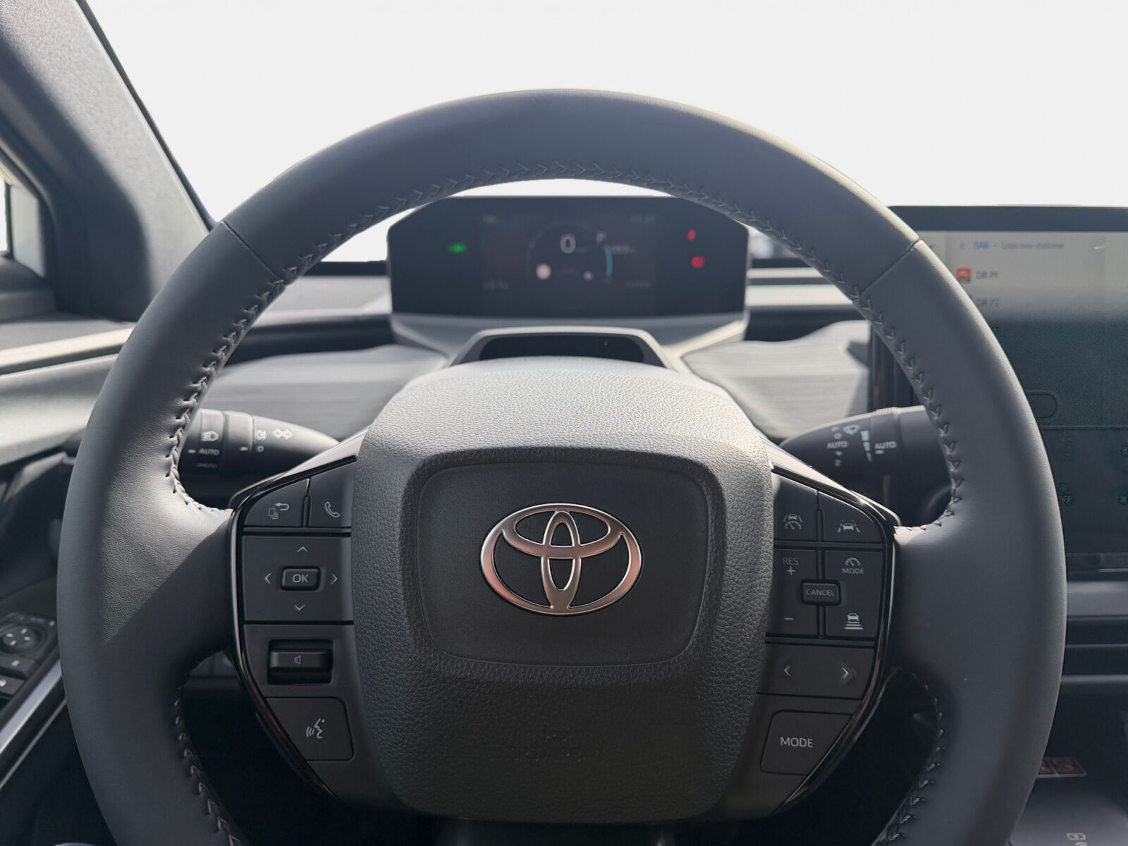 Billede af Toyota C-HR+ EL Active 224HK 5d Aut.