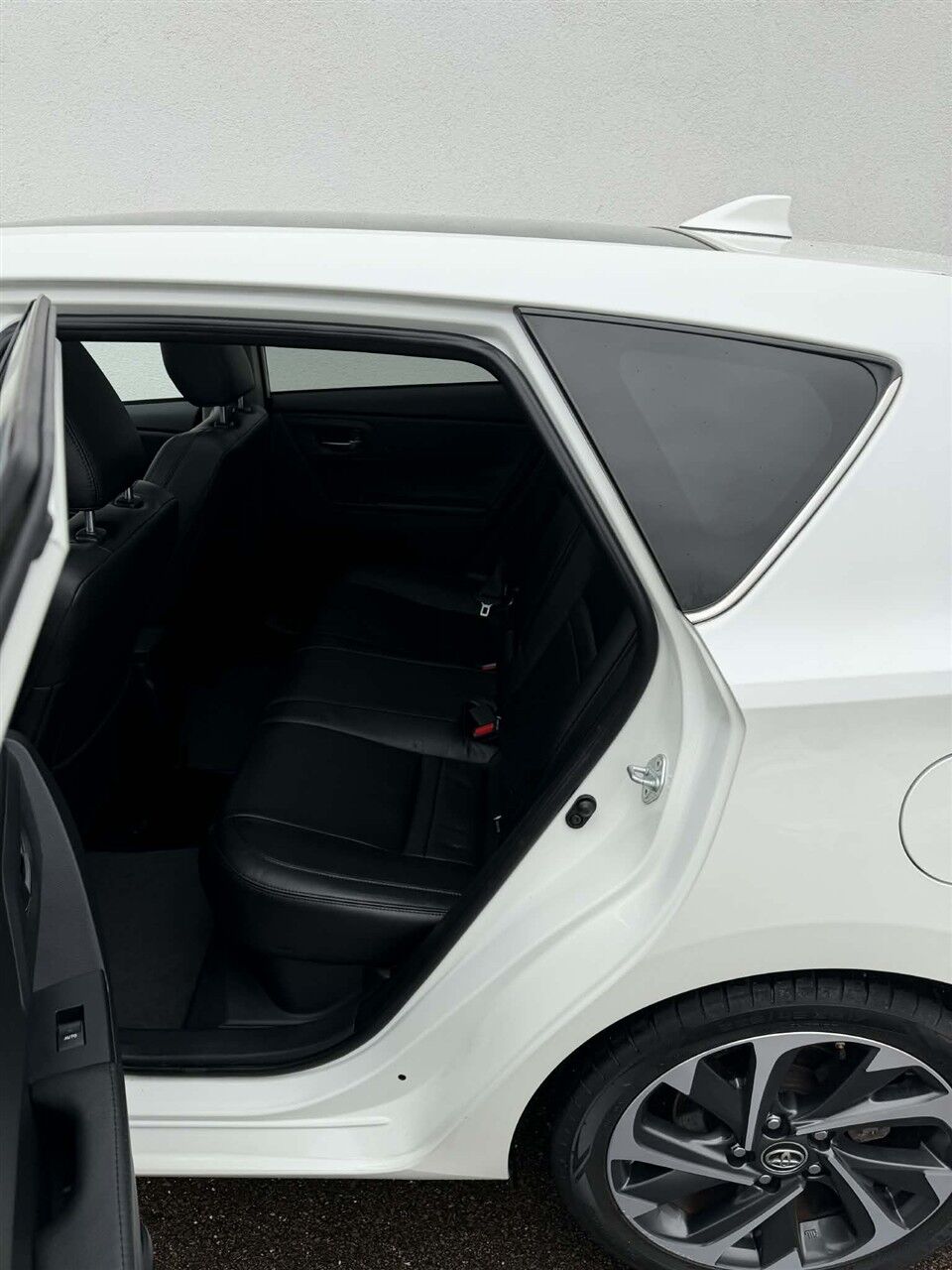 Billede af Toyota Auris 1,8 Hybrid H2 Style 136HK 5d Aut.