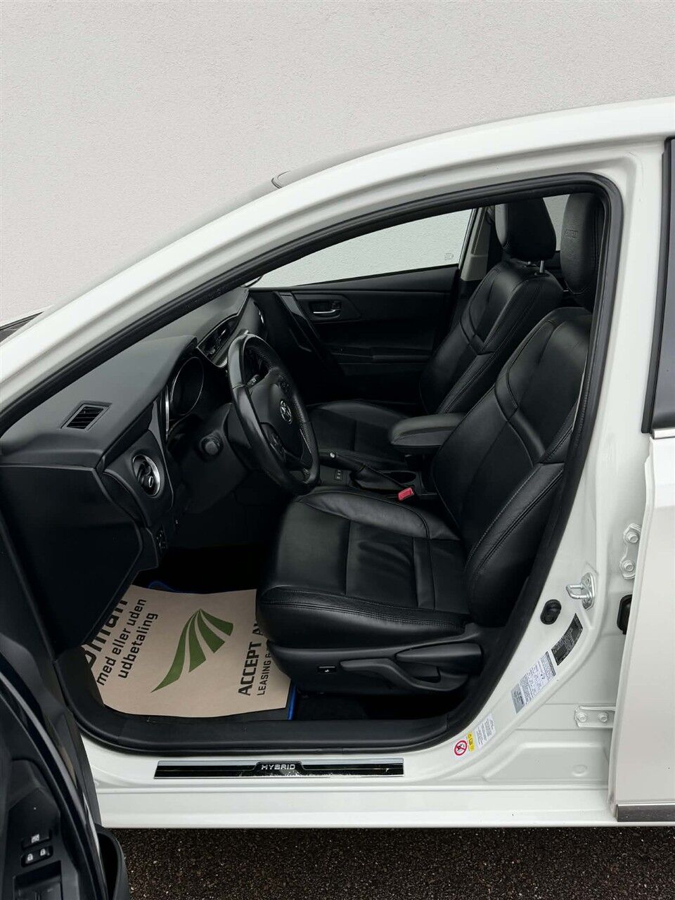 Billede af Toyota Auris 1,8 Hybrid H2 Style 136HK 5d Aut.