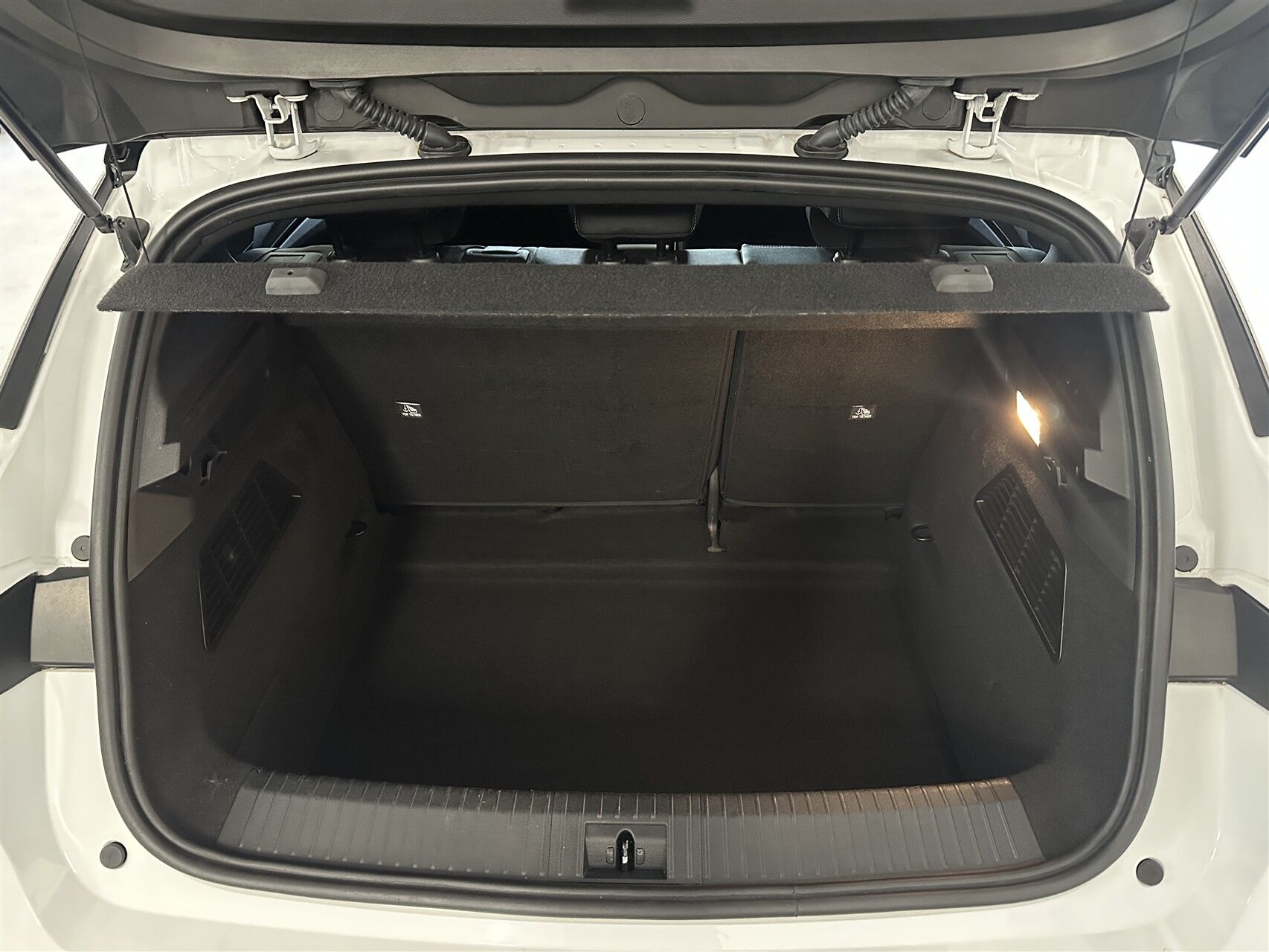 Billede af Renault Mégane E-TECH Iconic 220HK 5d Aut.