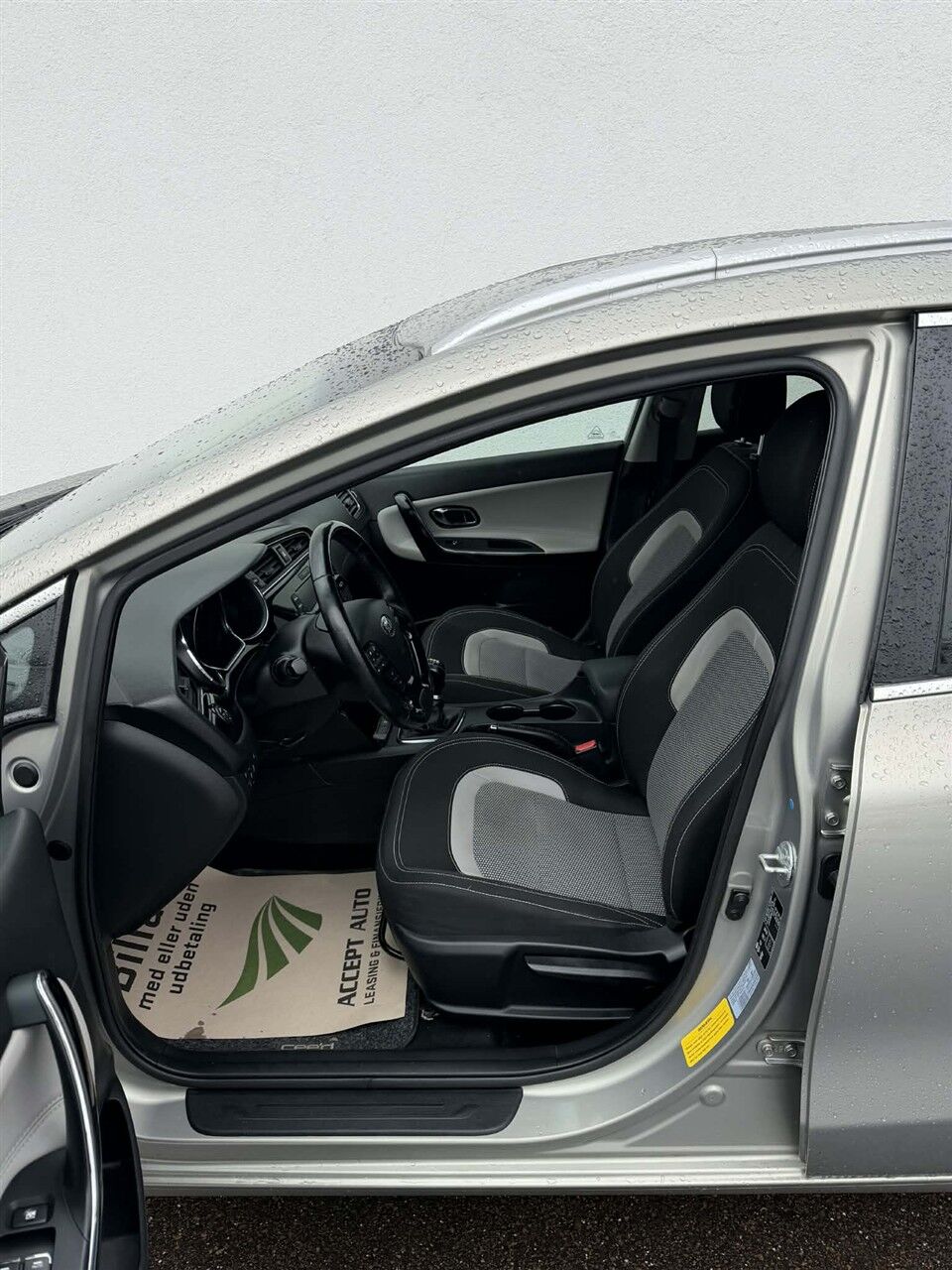 Billede af Kia Ceed SW 1,6 CRDI Attraction 136HK Stc 6g