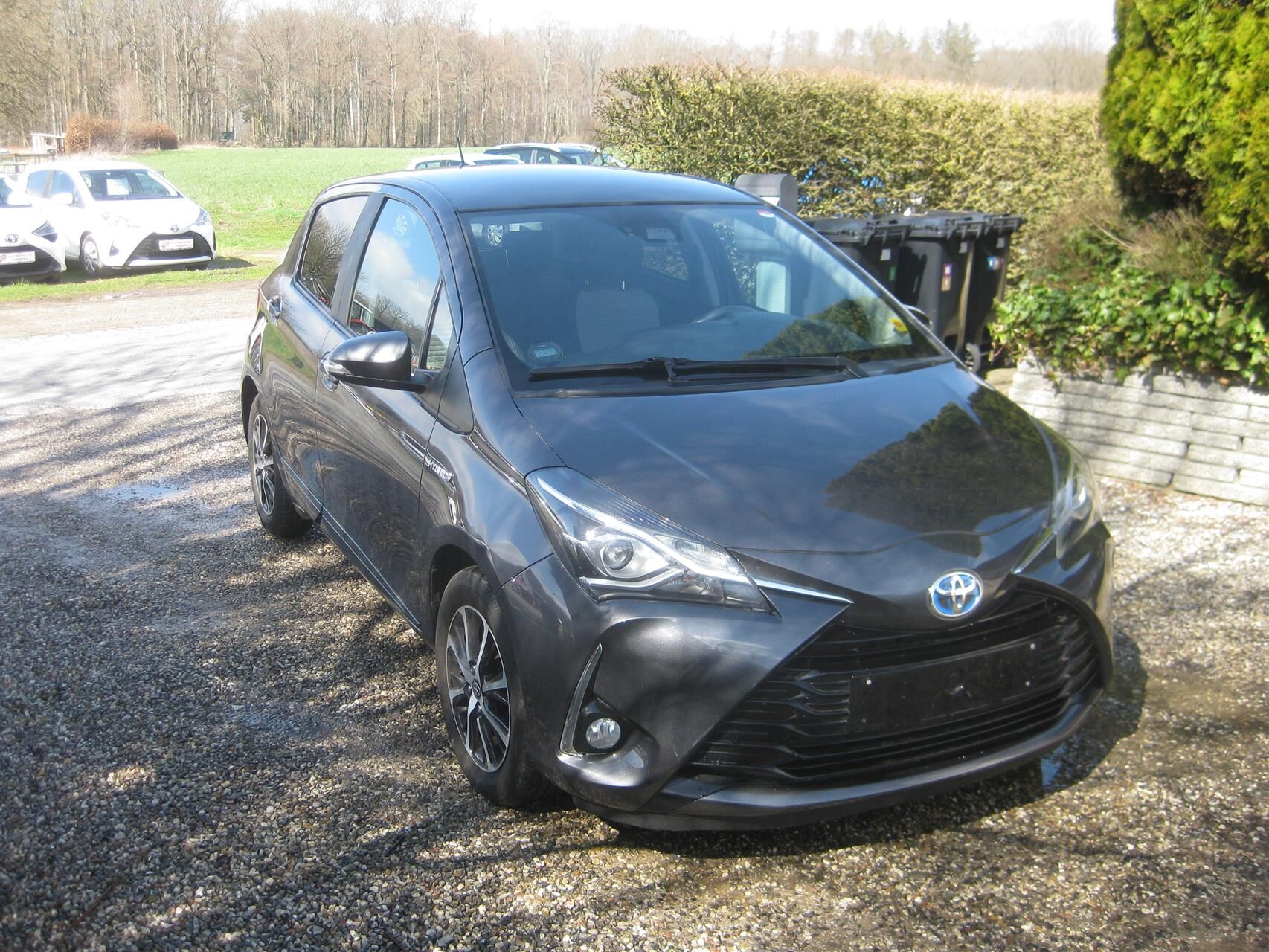 Billede af Toyota Yaris 1,5 Hybrid H2 Premium E-CVT 100HK 5d Trinl. Gear