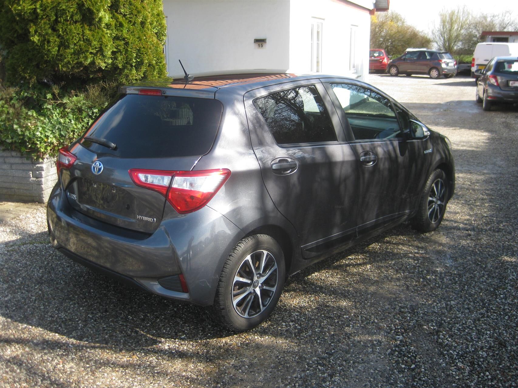 Billede af Toyota Yaris 1,5 Hybrid H2 Premium E-CVT 100HK 5d Trinl. Gear