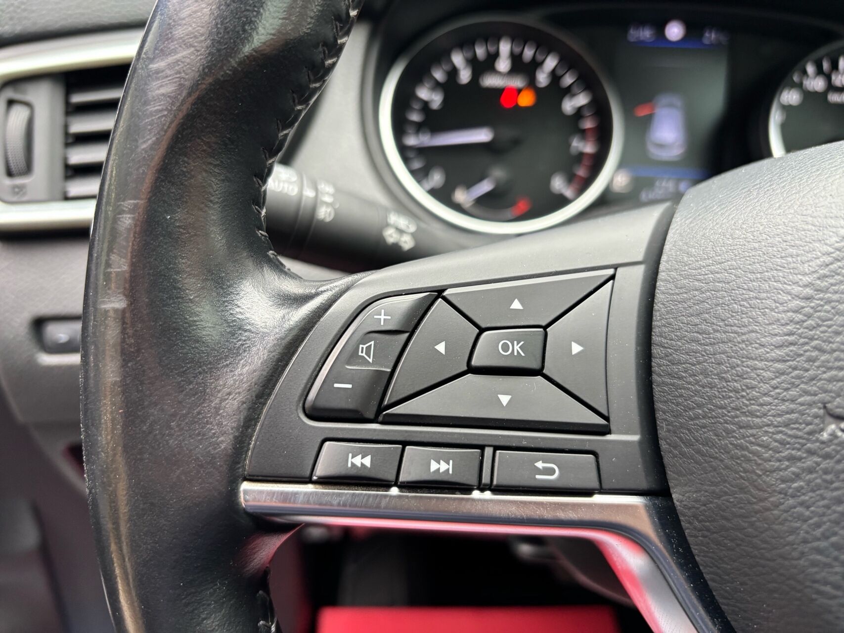 Billede af Nissan Qashqai 1,3 Dig-T Tekna+ NNC Display DCT 160HK 5d 7g Aut.