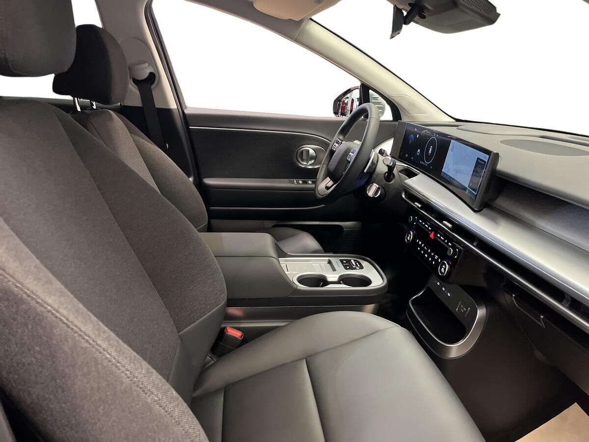 Billede af Hyundai Ioniq 9 7 Sæder Electric 110,3 kWh Advanced 218HK 5d Aut.