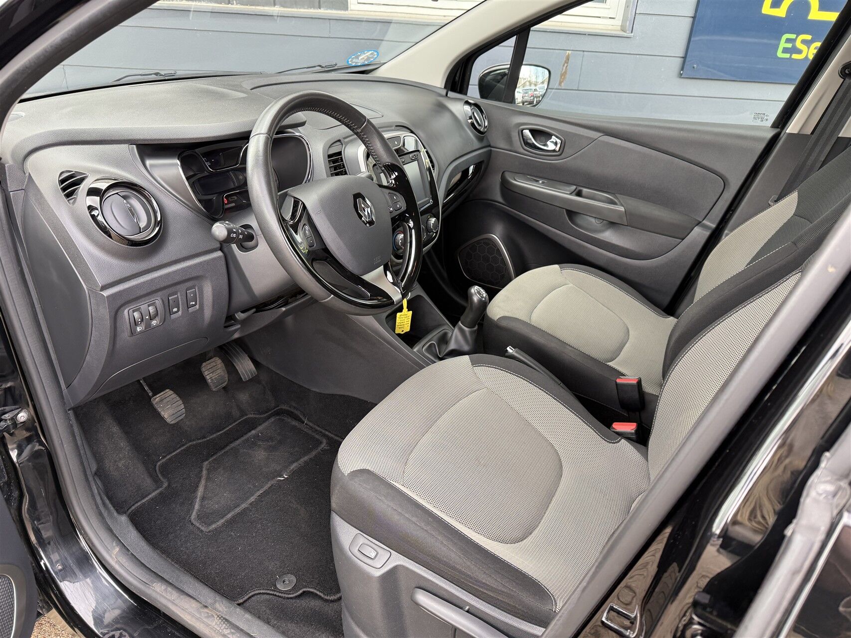 Billede af Renault Captur 0,9 Energy TCe Expression 90HK 5d