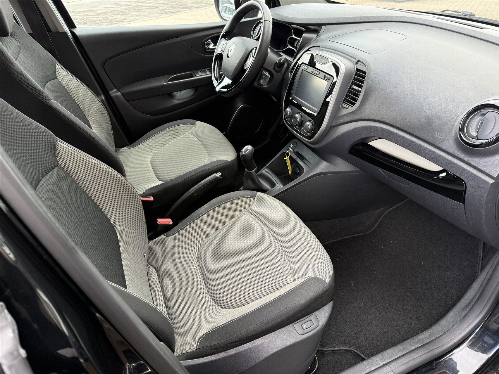 Billede af Renault Captur 0,9 Energy TCe Expression 90HK 5d