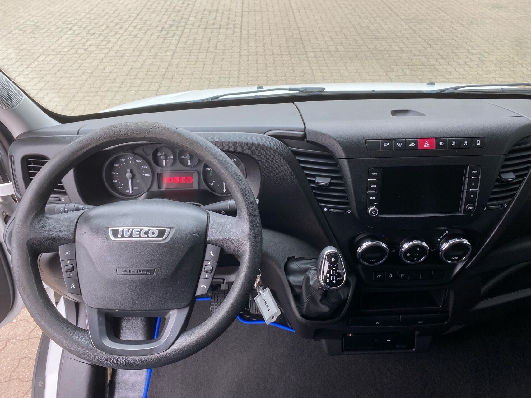 Billede af Iveco Daily 35S17 12m3 3,0 D 170HK Van 8g Aut.