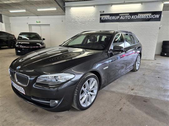 BMW 525d Touring 2,0 D 218HK Stc 8g Aut.