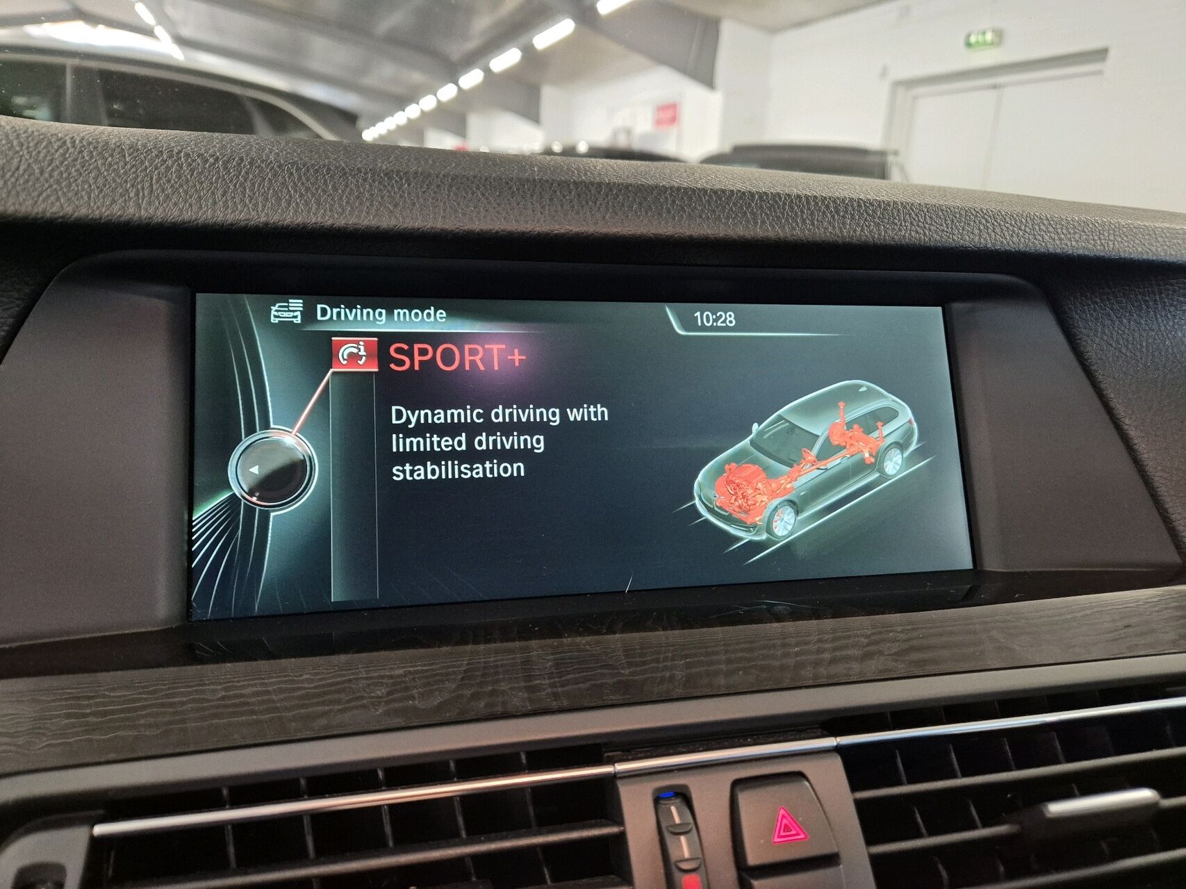 Billede af BMW 525d Touring 2,0 D 218HK Stc 8g Aut.