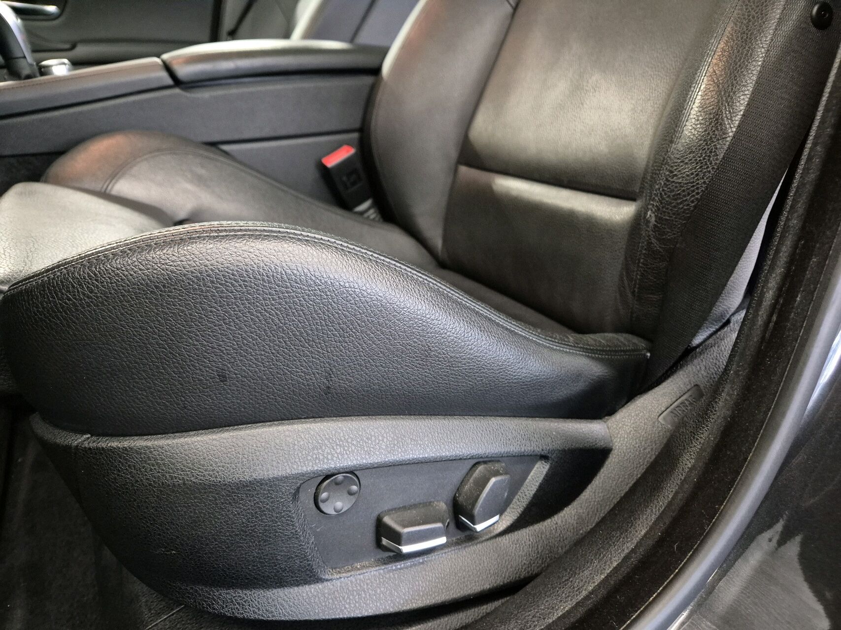 Billede af BMW 525d Touring 2,0 D 218HK Stc 8g Aut.