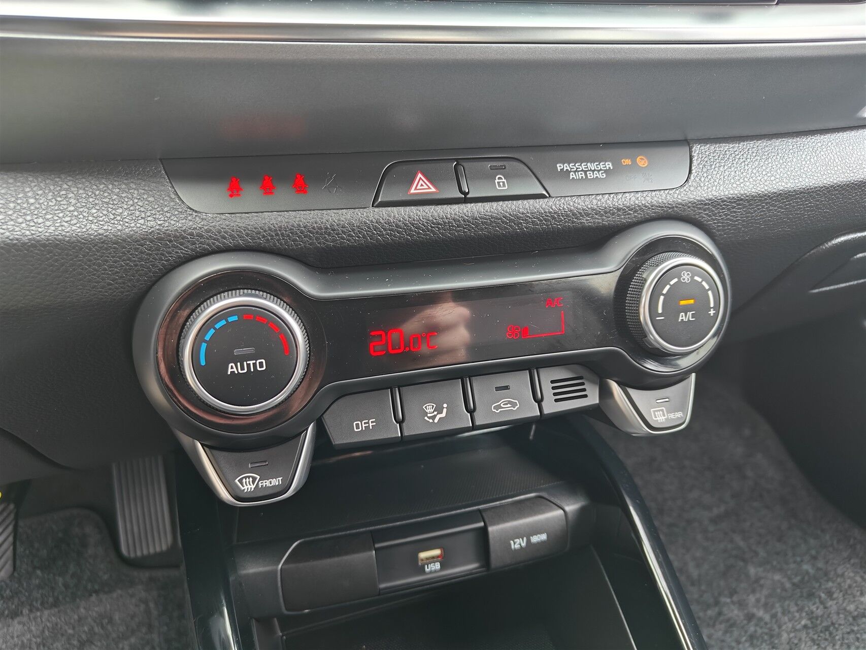 Billede af Kia Stonic 1,0 T-GDI  Mild hybrid Upgrade 100HK 5d 6g