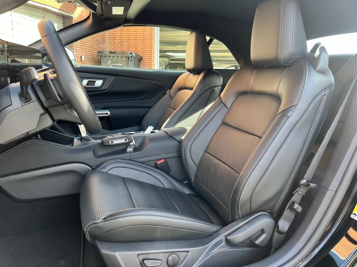 Billede af Ford Mustang 5,0 V8 GT 446HK Cabr. 10g Aut.