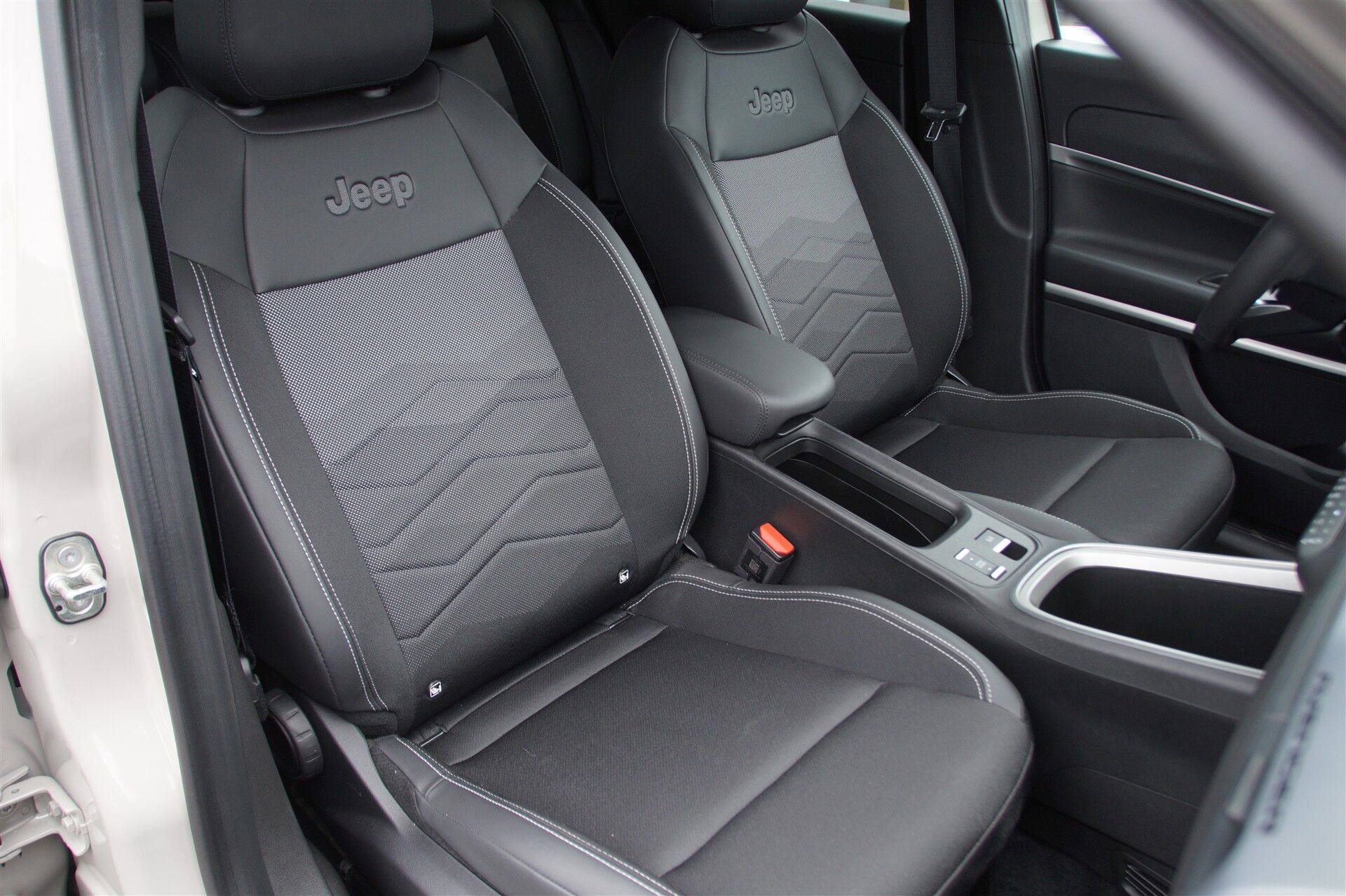 Billede af Jeep Avenger EL Summit 156HK 5d Aut.