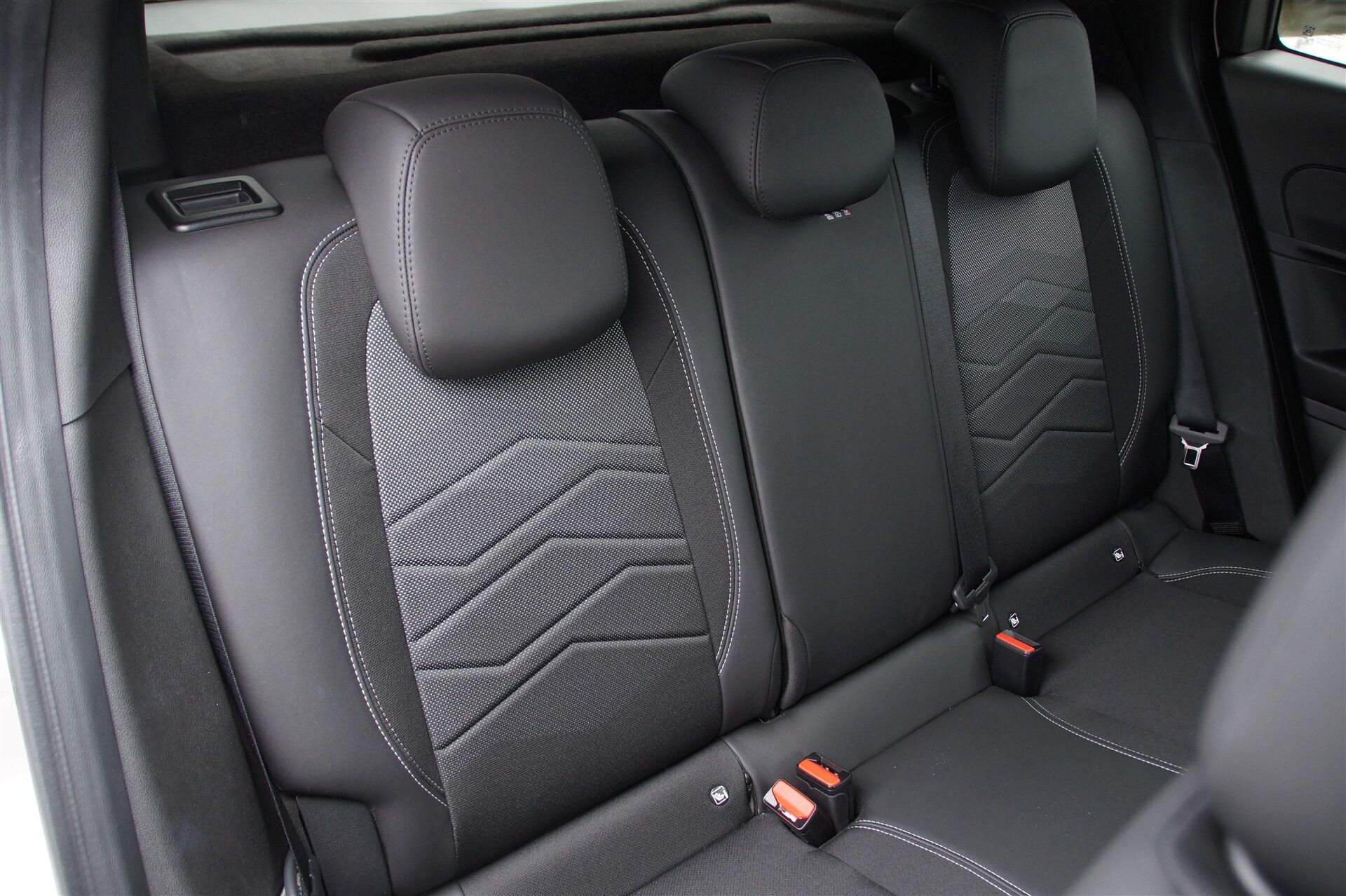 Billede af Jeep Avenger EL Summit 156HK 5d Aut.