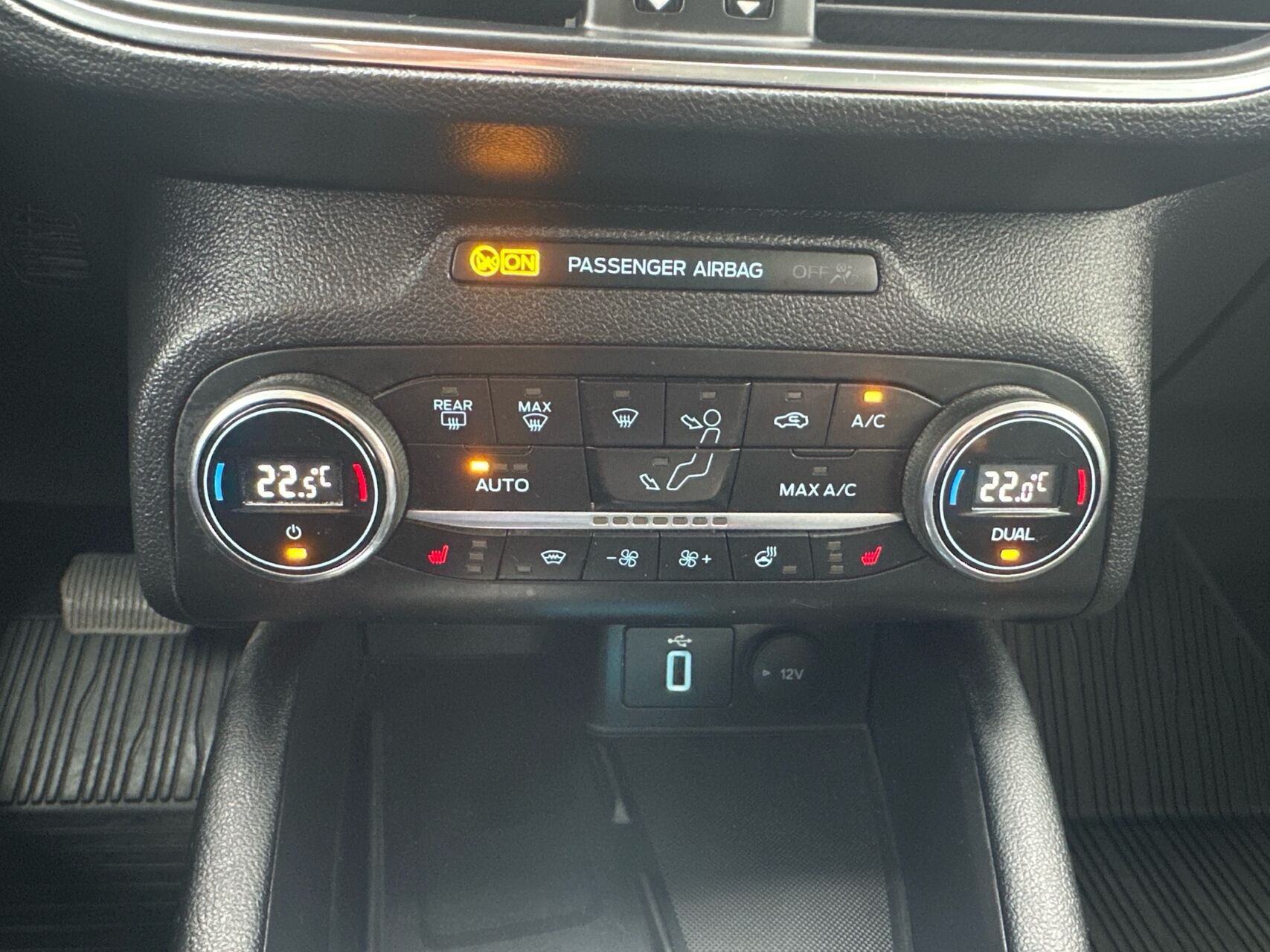 Billede af Ford Focus 1,0 EcoBoost Titanium 125HK Stc 8g Aut.