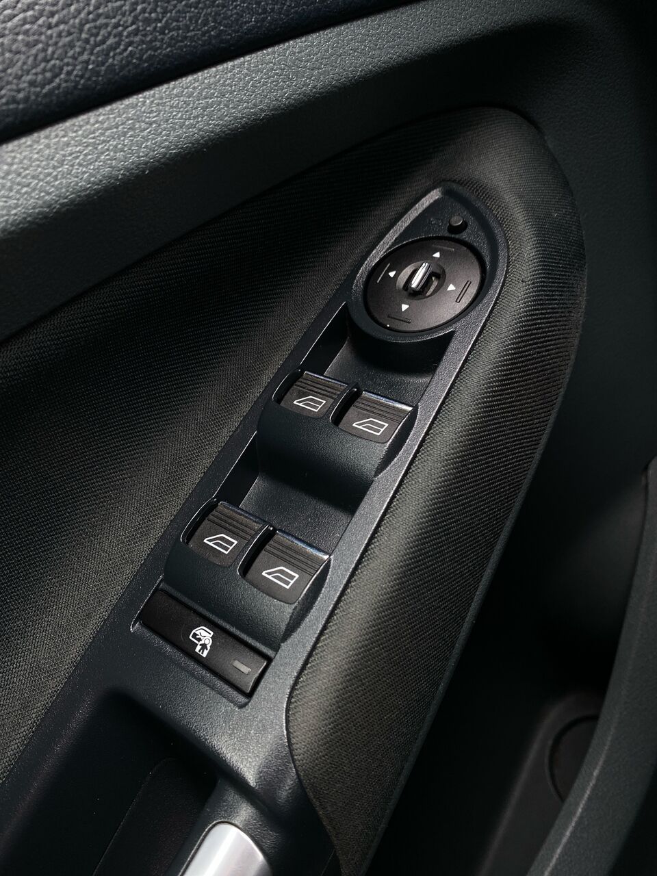 Billede af Ford C-MAX 1,6 Trend 105HK