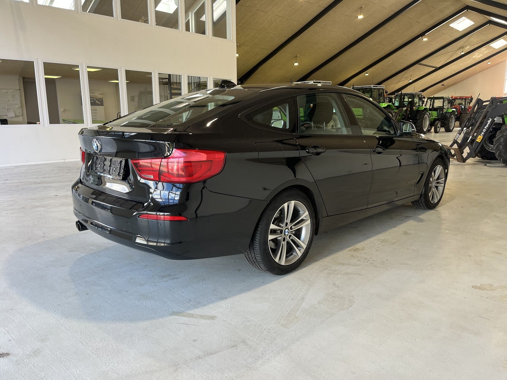 Billede af BMW 320d Gran Turismo 2,0 D Steptronic 190HK 5d 8g Aut.