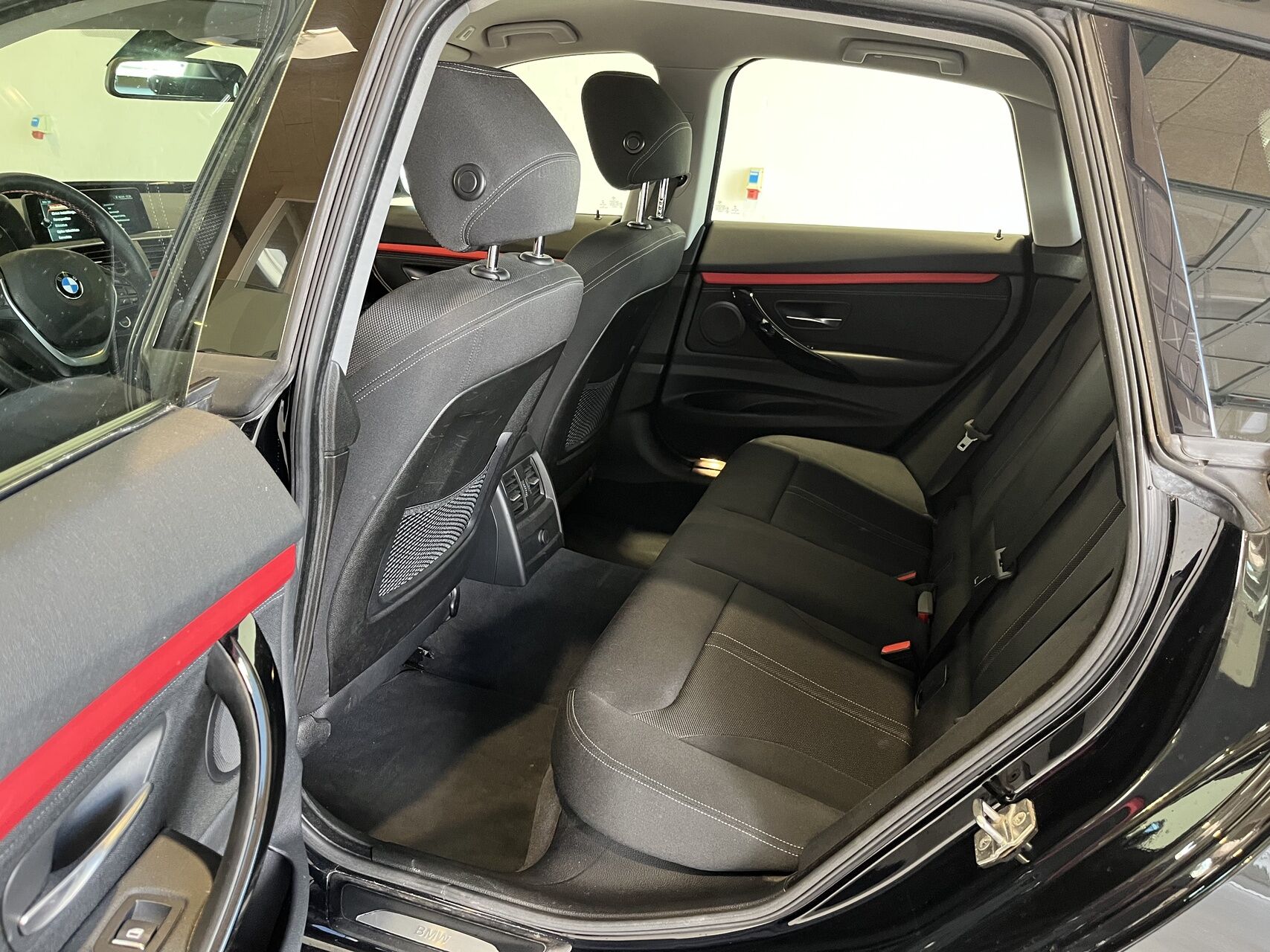 Billede af BMW 320d Gran Turismo 2,0 D Steptronic 190HK 5d 8g Aut.