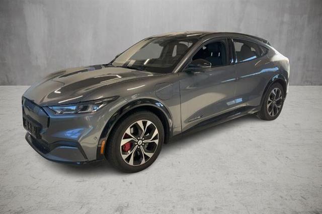 Billede af Ford Mustang Mach-E EL UR Premium AWD 351HK 5d Aut.