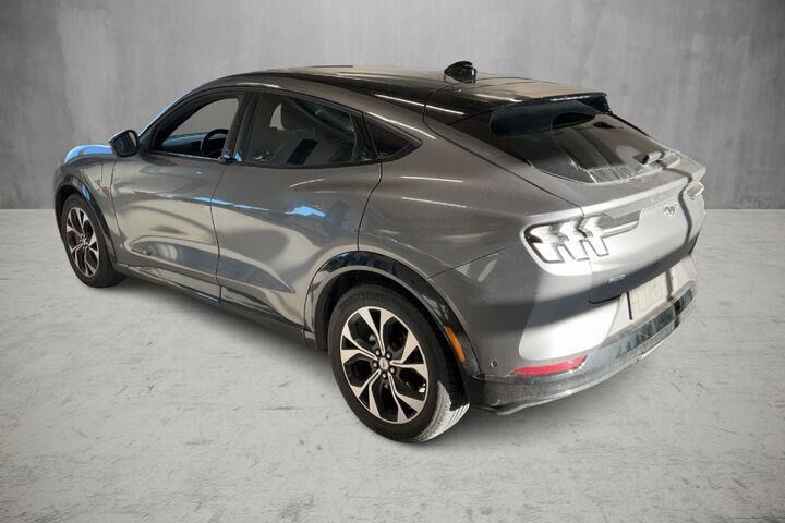 Billede af Ford Mustang Mach-E EL UR Premium AWD 351HK 5d Aut.
