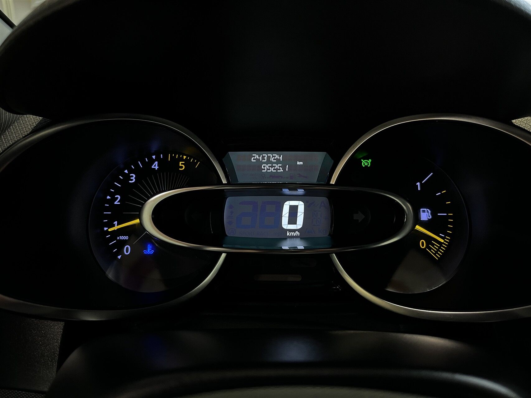 Billede af Renault Clio Sport Tourer 1,5 DCI Expression 75HK Stc