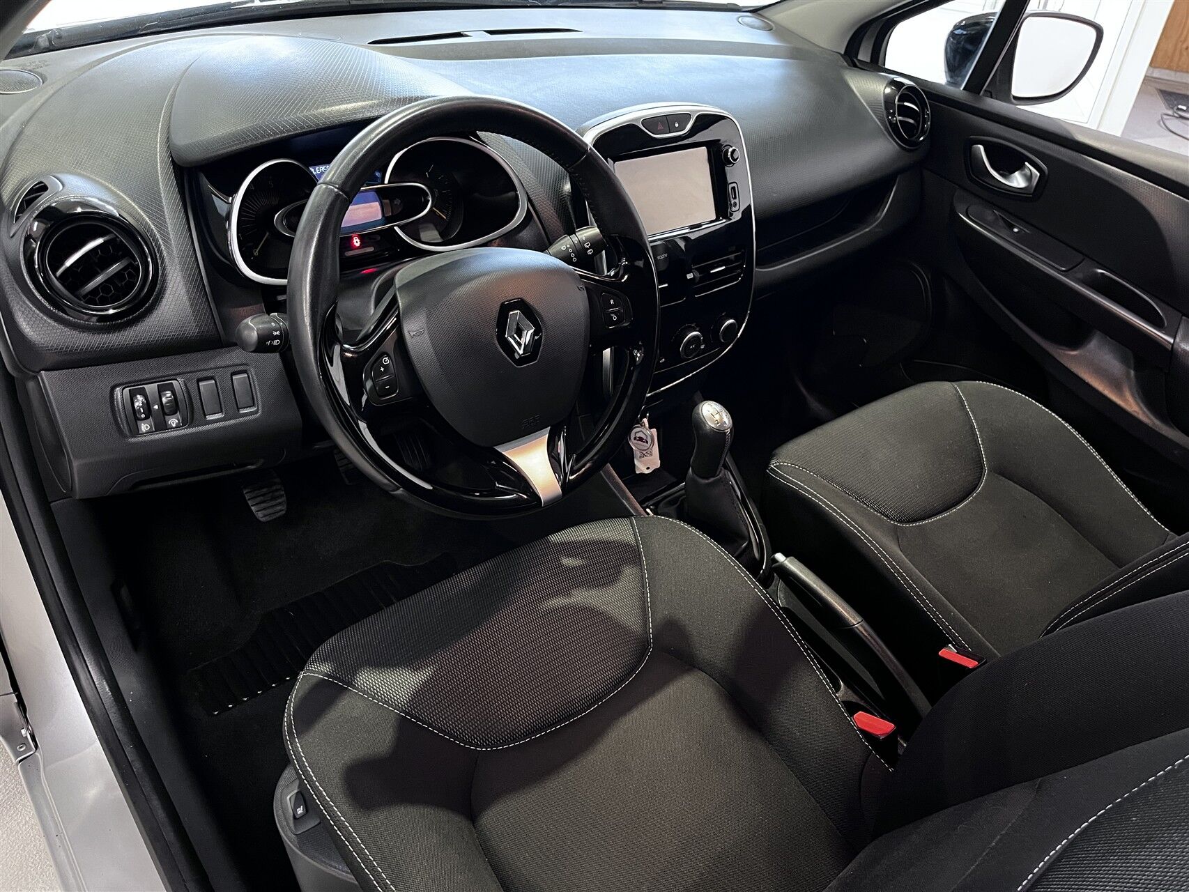 Billede af Renault Clio Sport Tourer 1,5 DCI Expression 75HK Stc